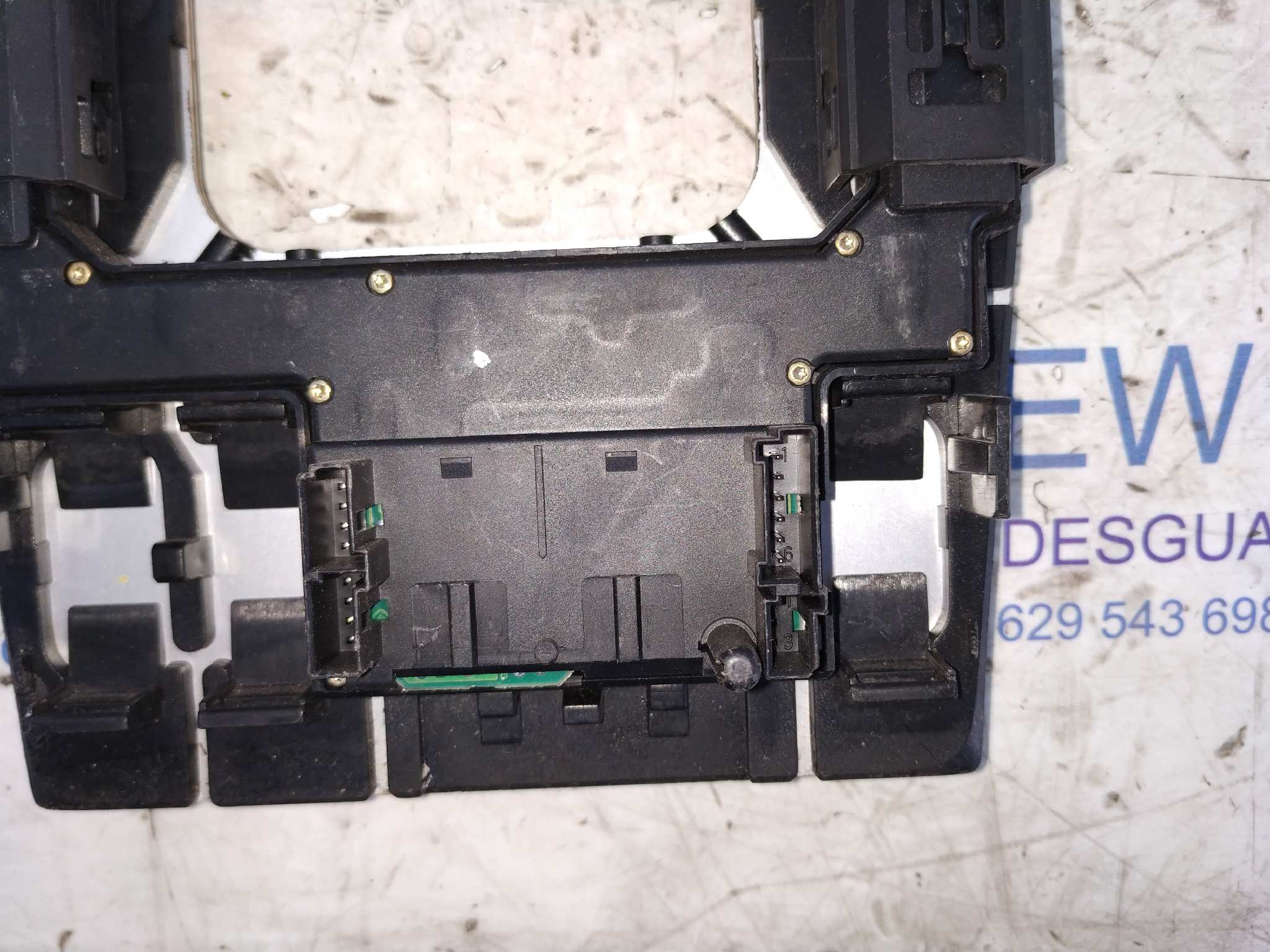 MANDO ELEVALUNAS DELANTERO IZQUIERDO MERCEDES CLASE E (W210) - vista 4