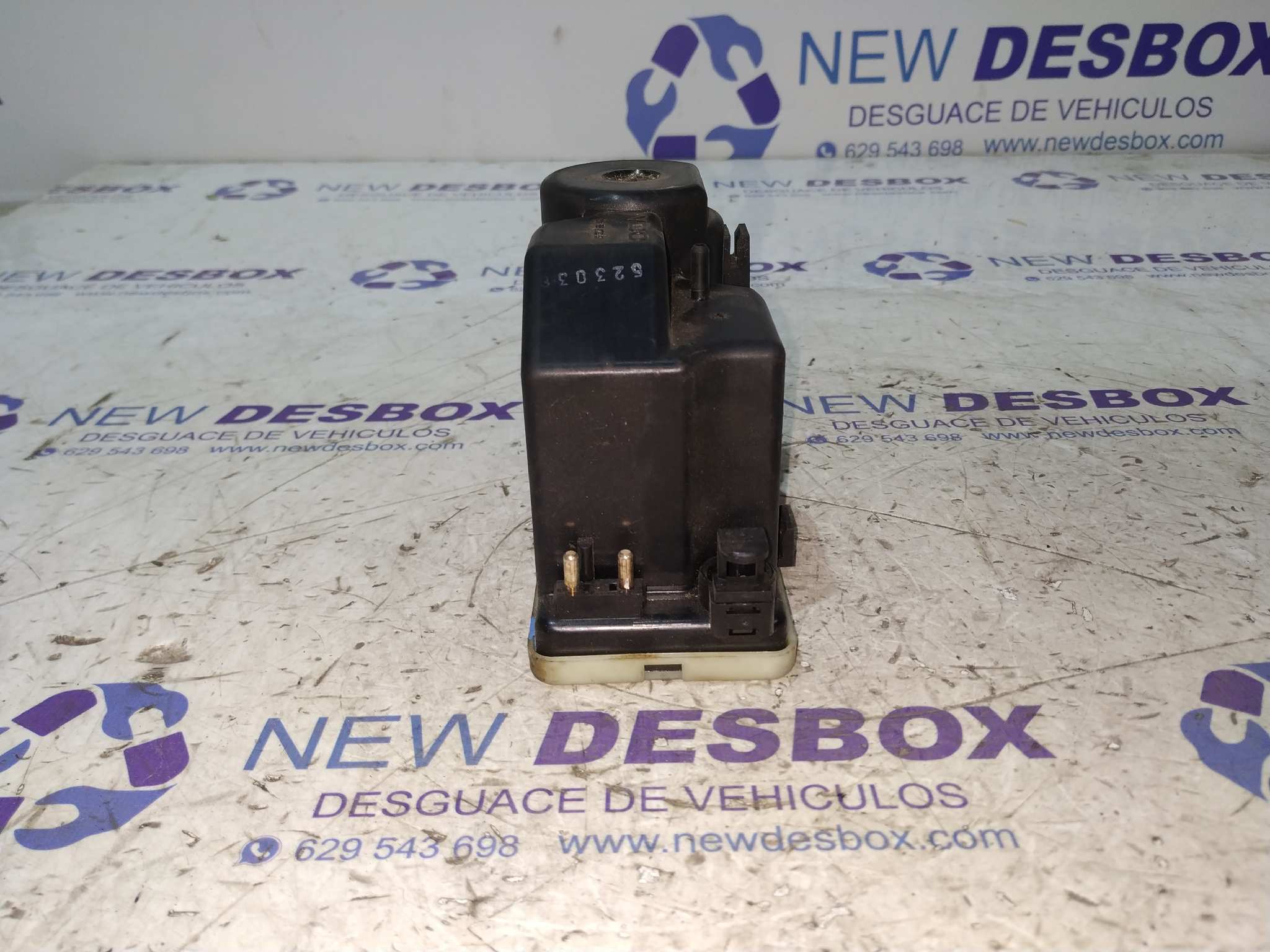 CENTRALITA CIERRE MERCEDES CLASE C (W201) - vista 6