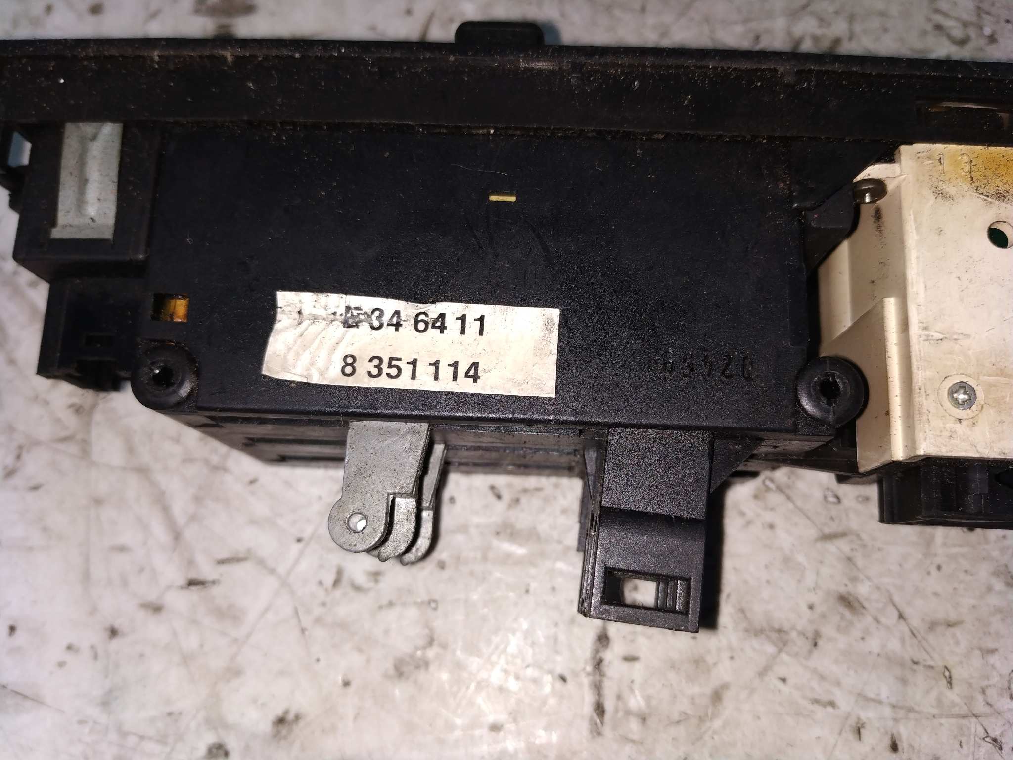 MANDO CALEFACCION / AIRE ACONDICIONADO BMW SERIE 5 BERLINA (E34) - vista 7