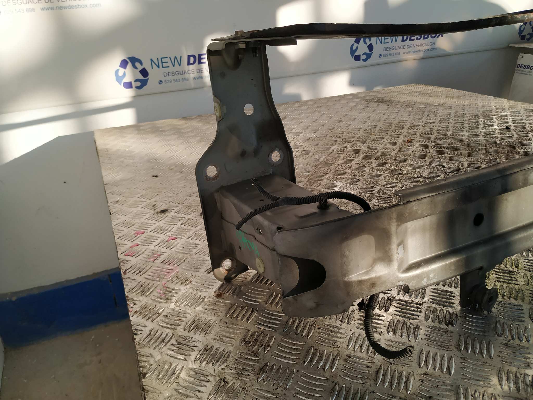 REFUERZO PARAGOLPES DELANTERO FORD S-MAX (CA1) - vista 3