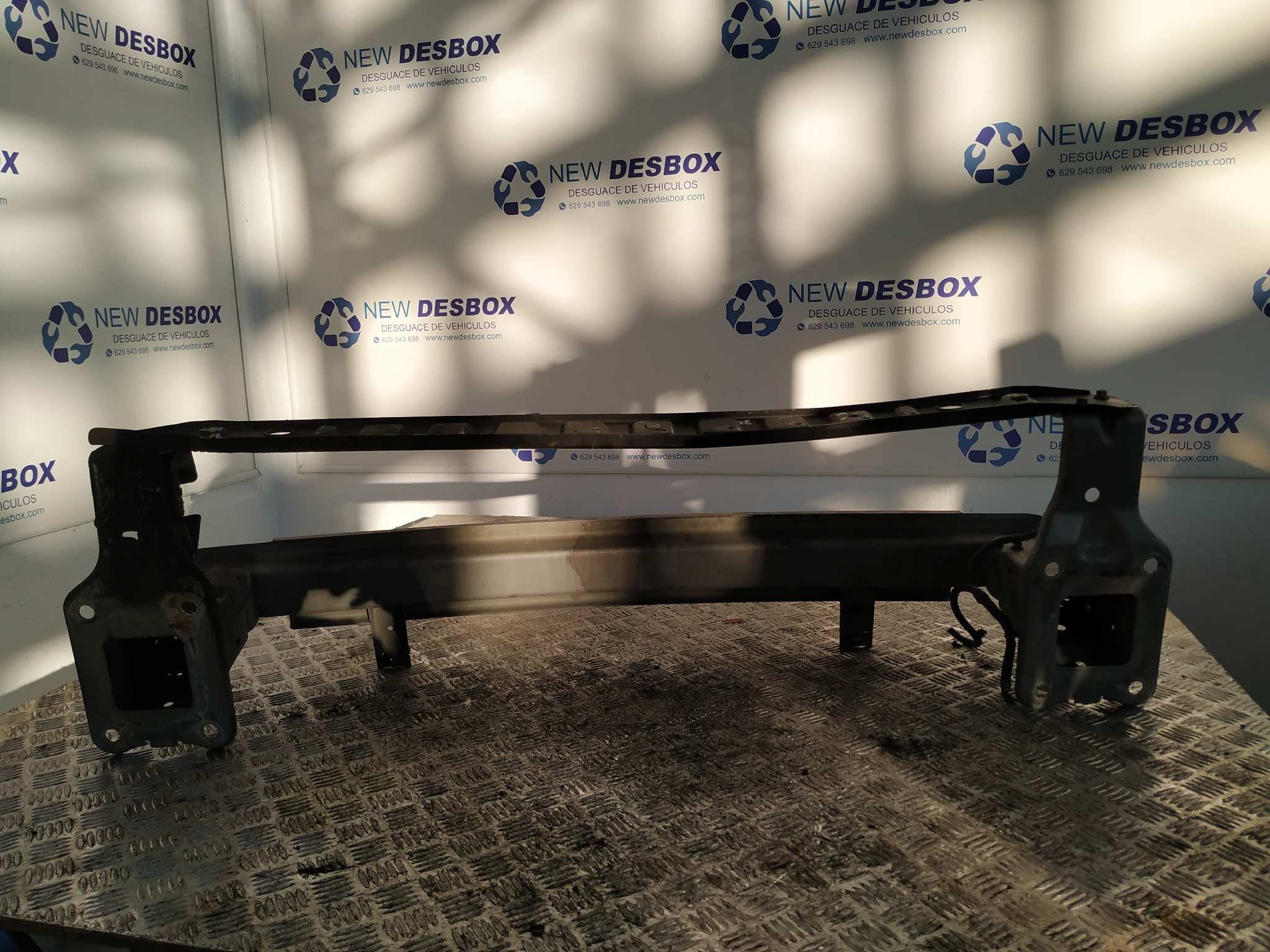 REFUERZO PARAGOLPES DELANTERO FORD S-MAX (CA1) - vista 2