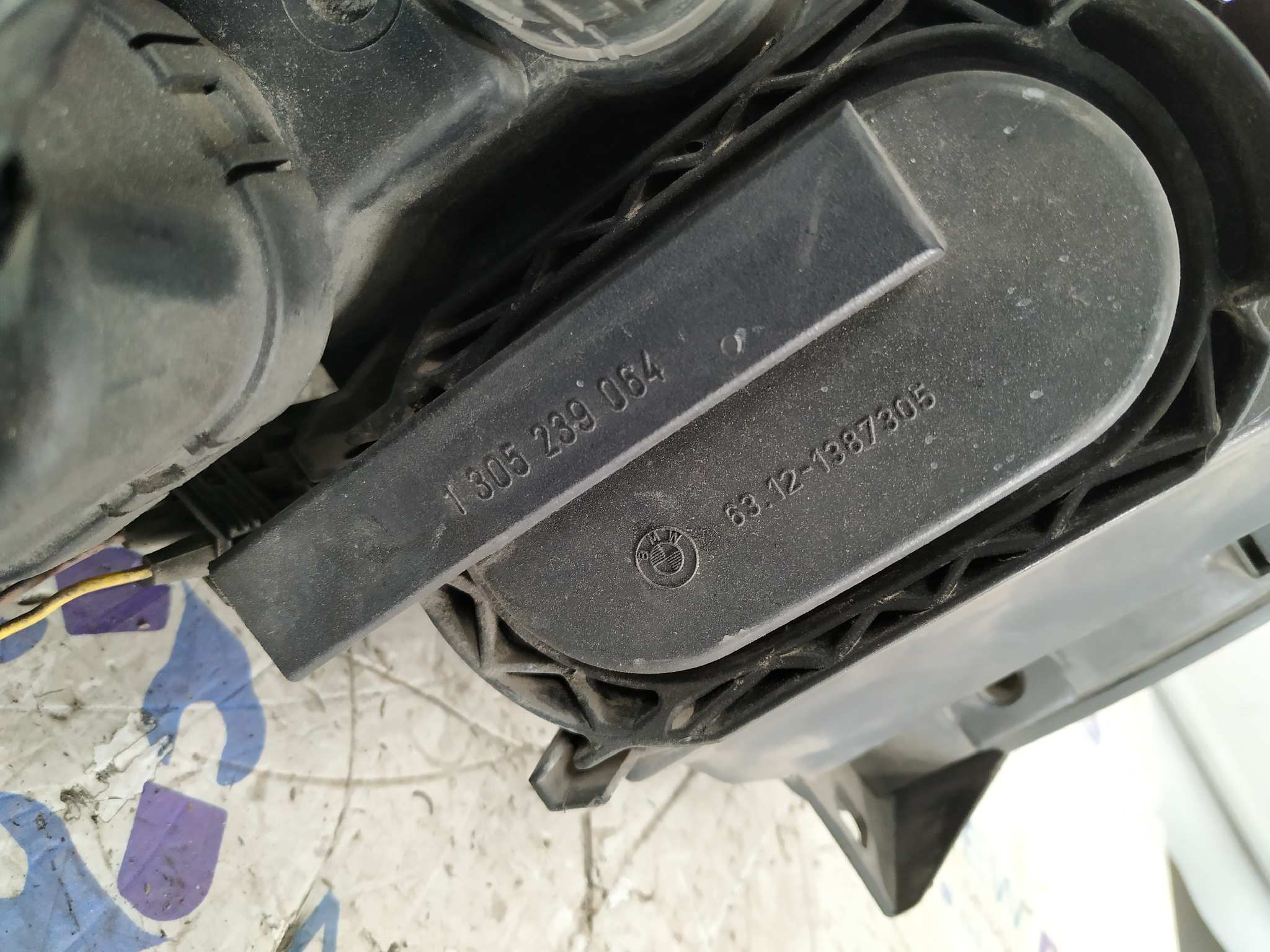 FARO IZQUIERDO BMW SERIE 3 BERLINA (E36) - vista 3