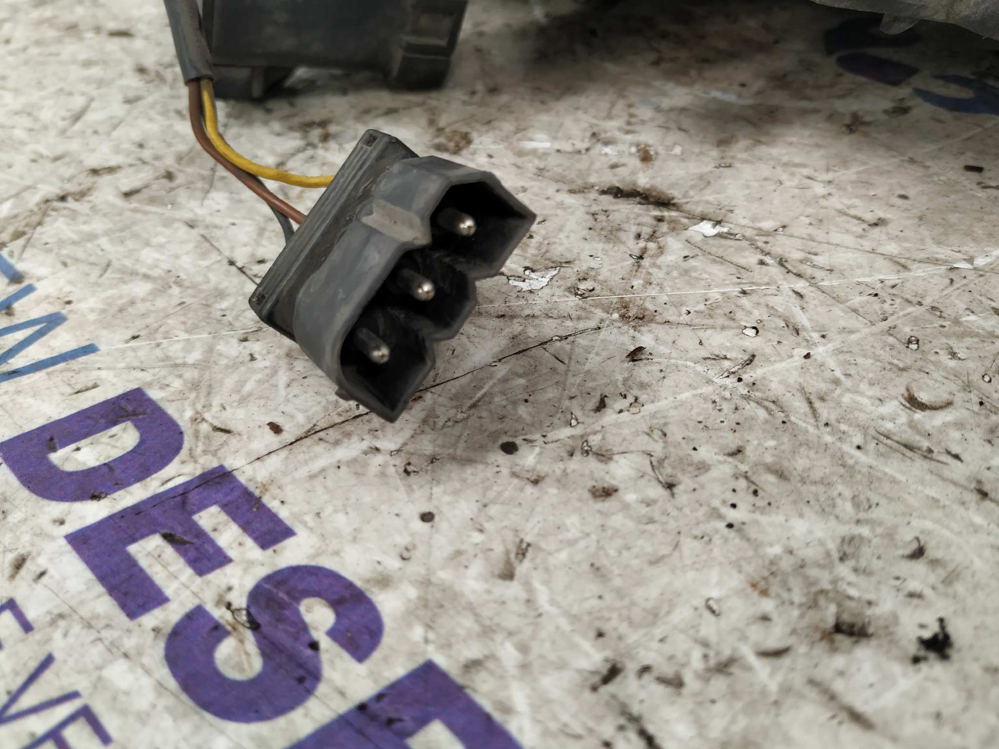 FARO IZQUIERDO BMW SERIE 3 BERLINA (E36) - vista 5