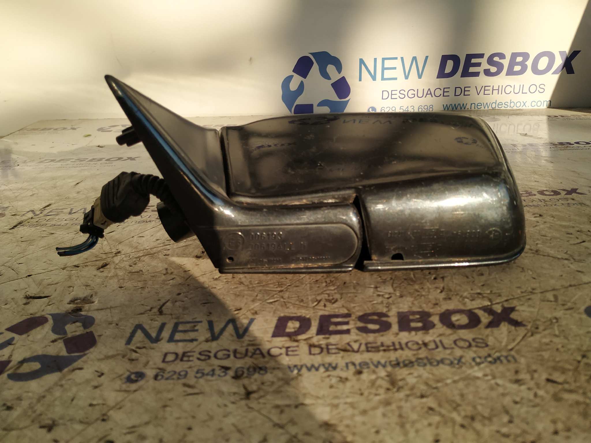 RETROVISOR IZQUIERDO BMW SERIE 7 (E32) - vista 4