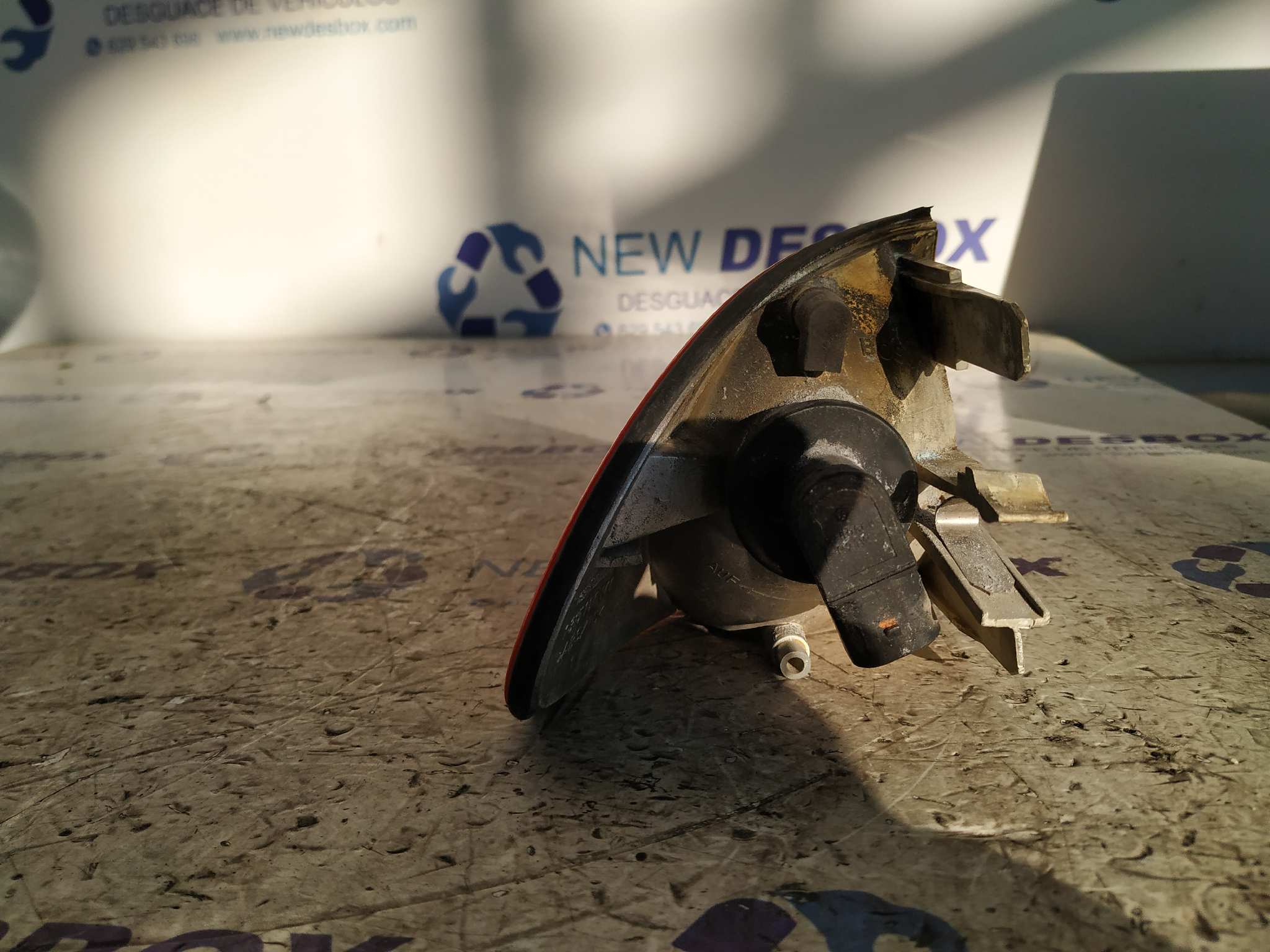 PILOTO DELANTERO IZQUIERDO BMW SERIE 3 BERLINA (E46) - vista 3