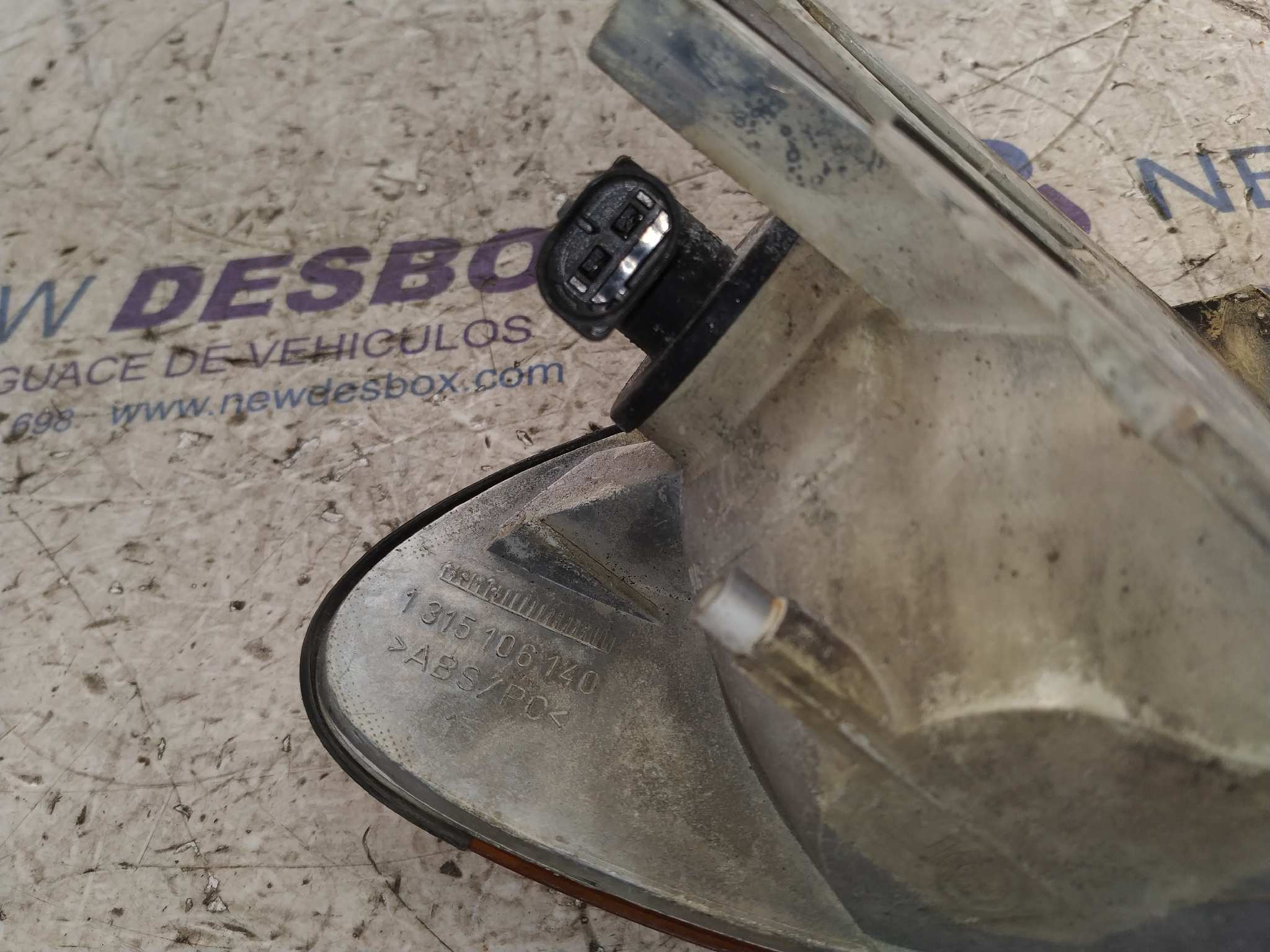 PILOTO DELANTERO IZQUIERDO BMW SERIE 3 BERLINA (E46) - vista 2