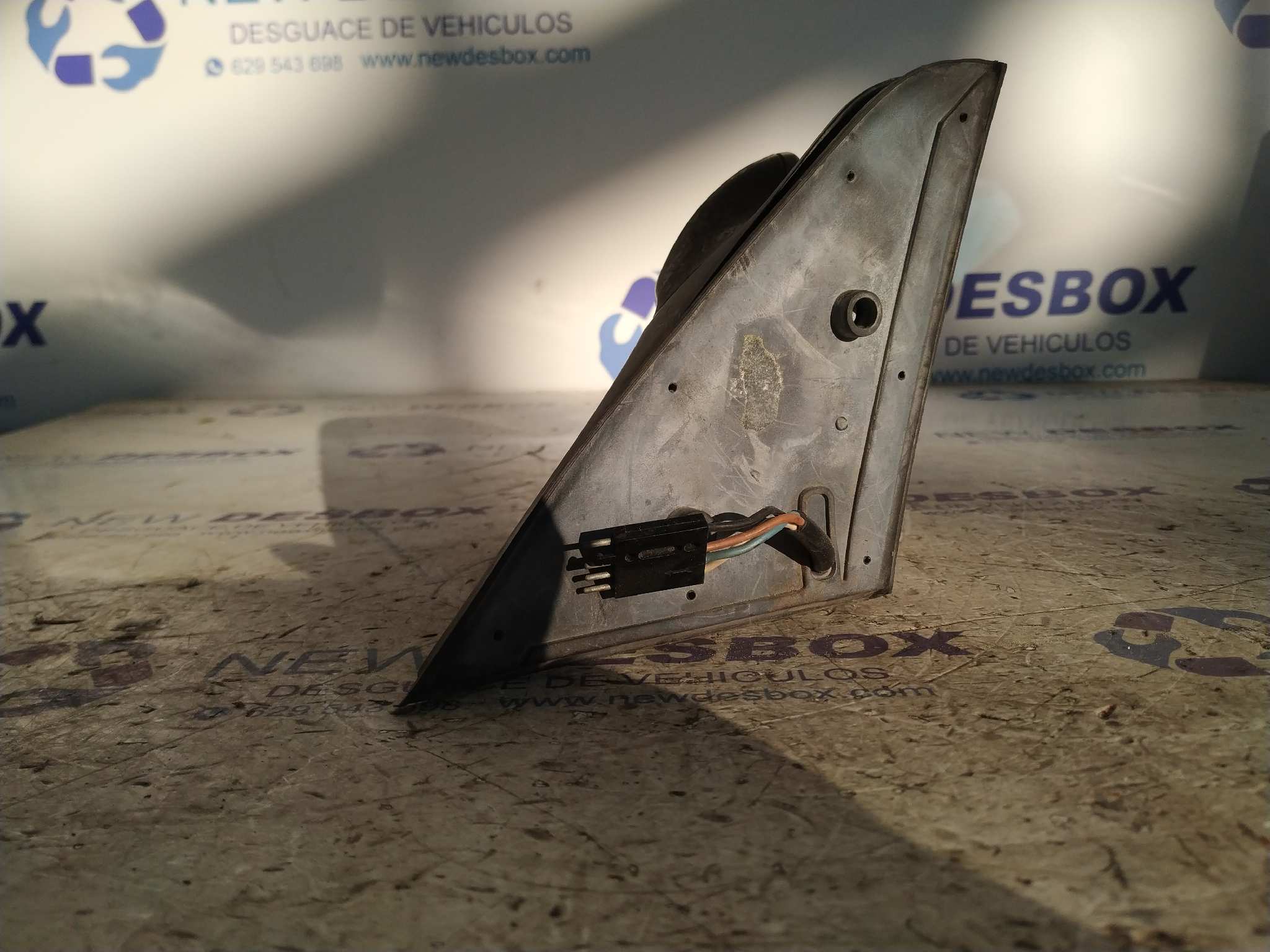 RETROVISOR DERECHO BMW SERIE 3 BERLINA (E30) - vista 6