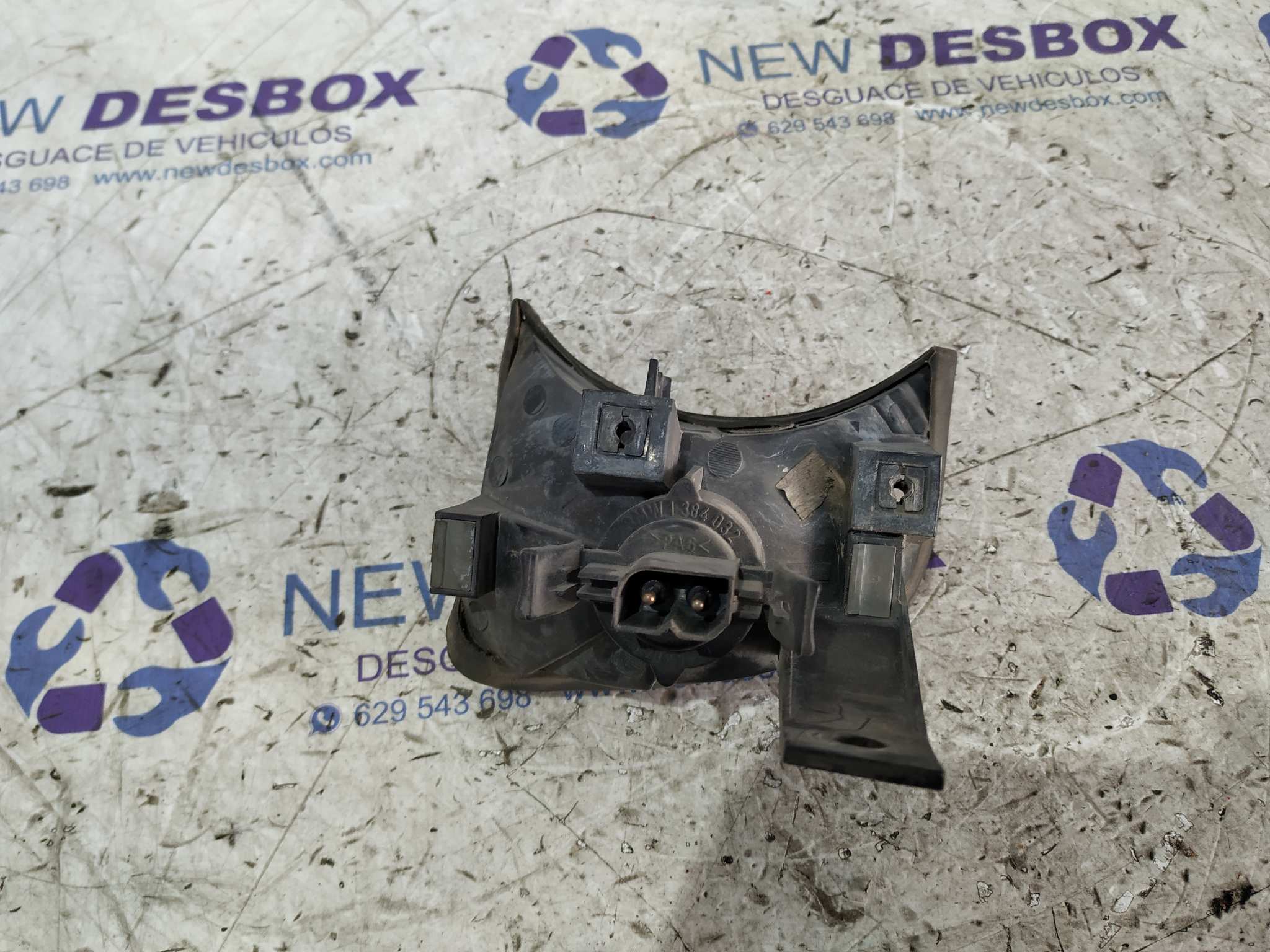 PILOTO DELANTERO DERECHO BMW SERIE 5 BERLINA (E34) - vista 3