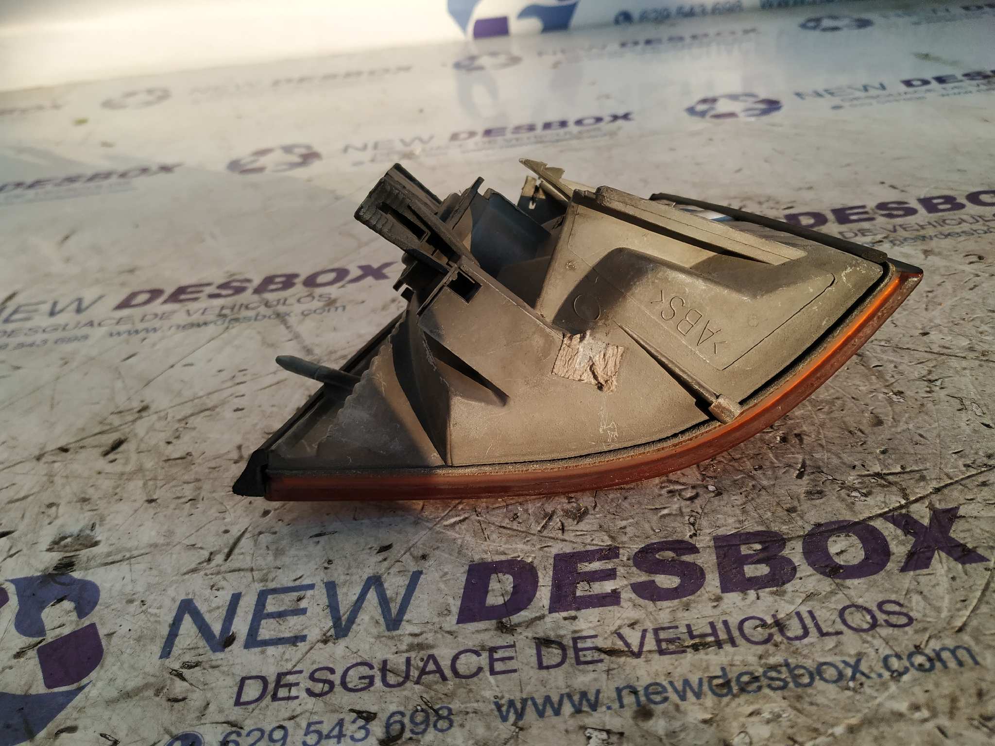 PILOTO DELANTERO IZQUIERDO BMW SERIE 3 COMPACTO (E36) - vista 3