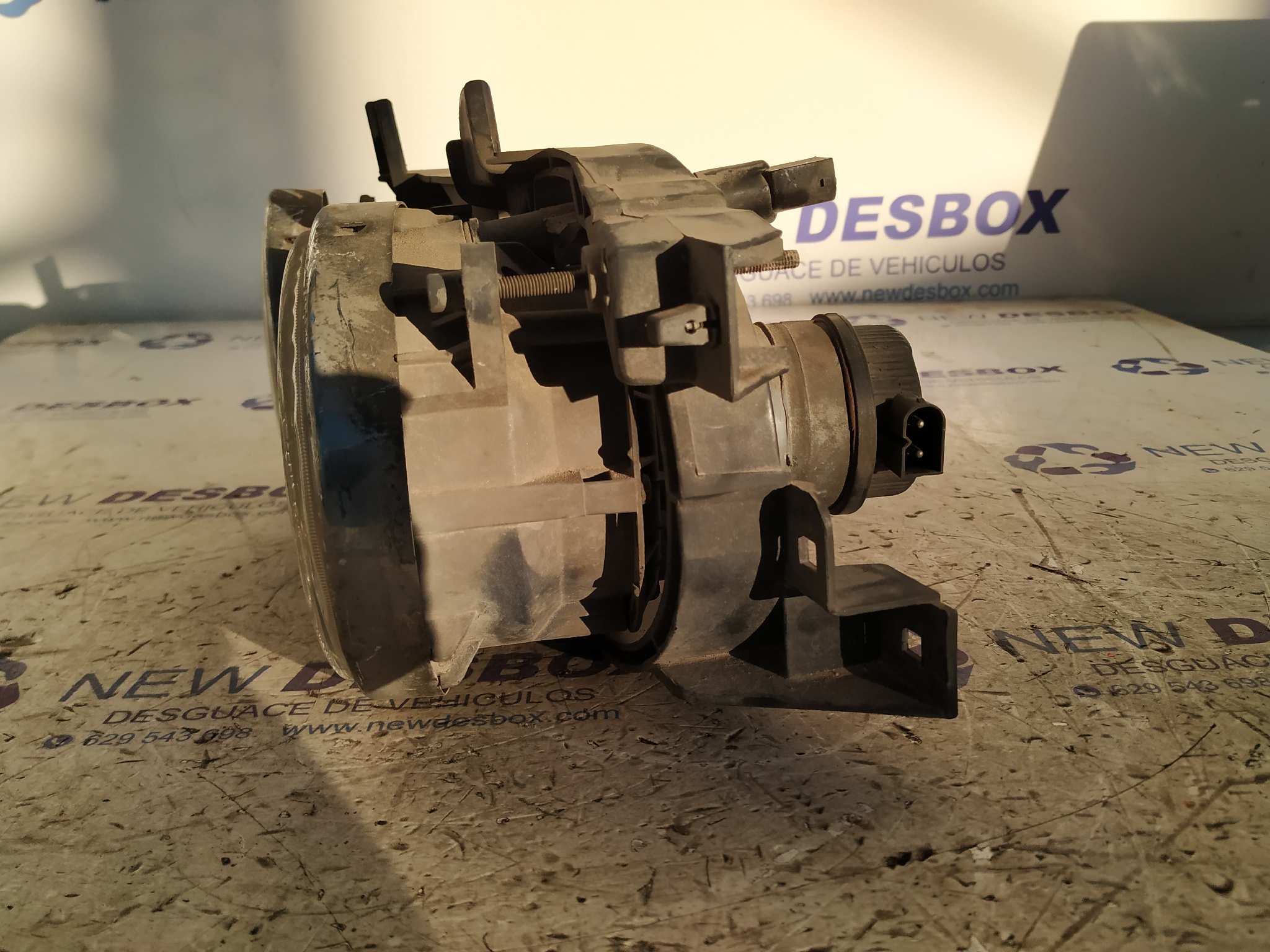 FARO IZQUIERDO BMW SERIE 5 BERLINA (E34) - vista 2