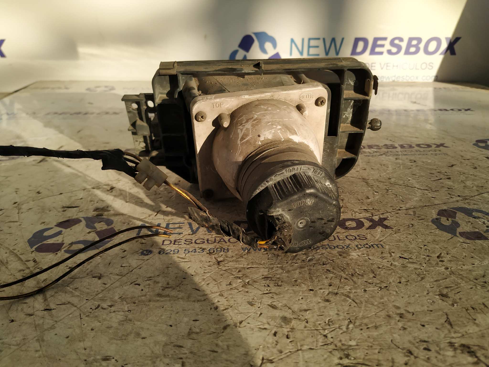 FARO ANTINIEBLA IZQUIERDO BMW SERIE 5 BERLINA (E34) - vista 3