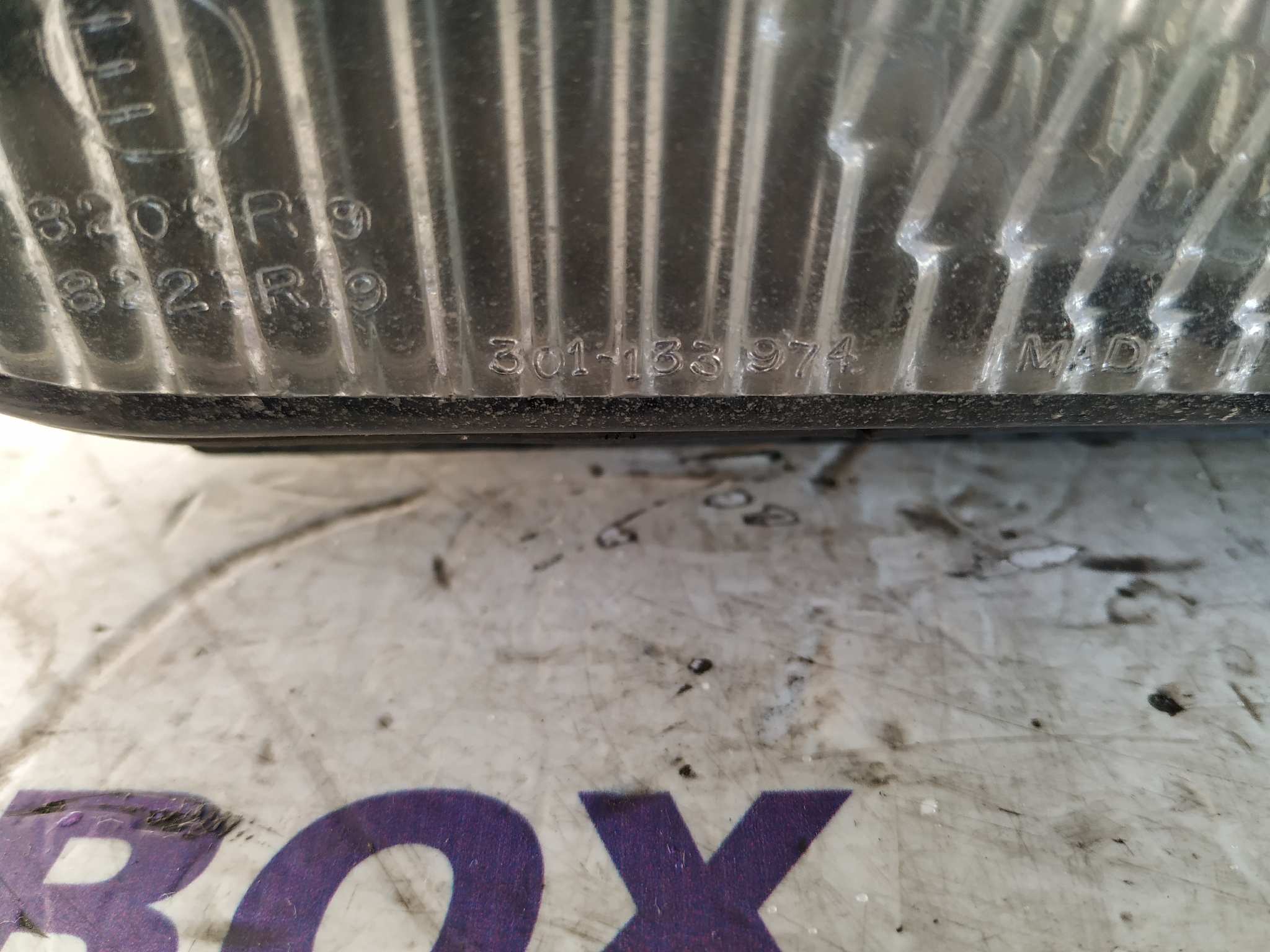 FARO ANTINIEBLA IZQUIERDO BMW SERIE 5 BERLINA (E34) - vista 5