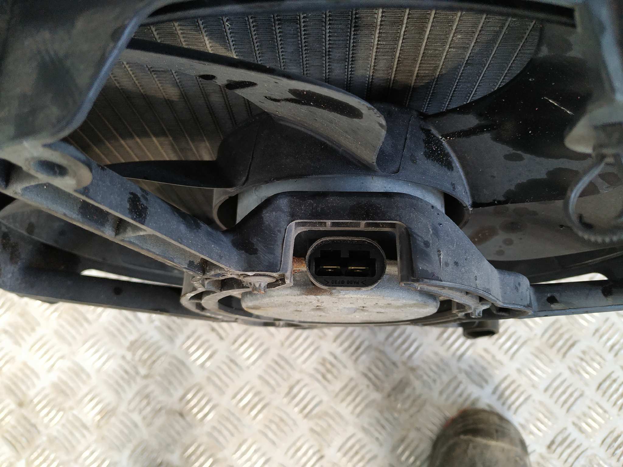 ELECTROVENTILADOR RENAULT CLIO III - vista 3