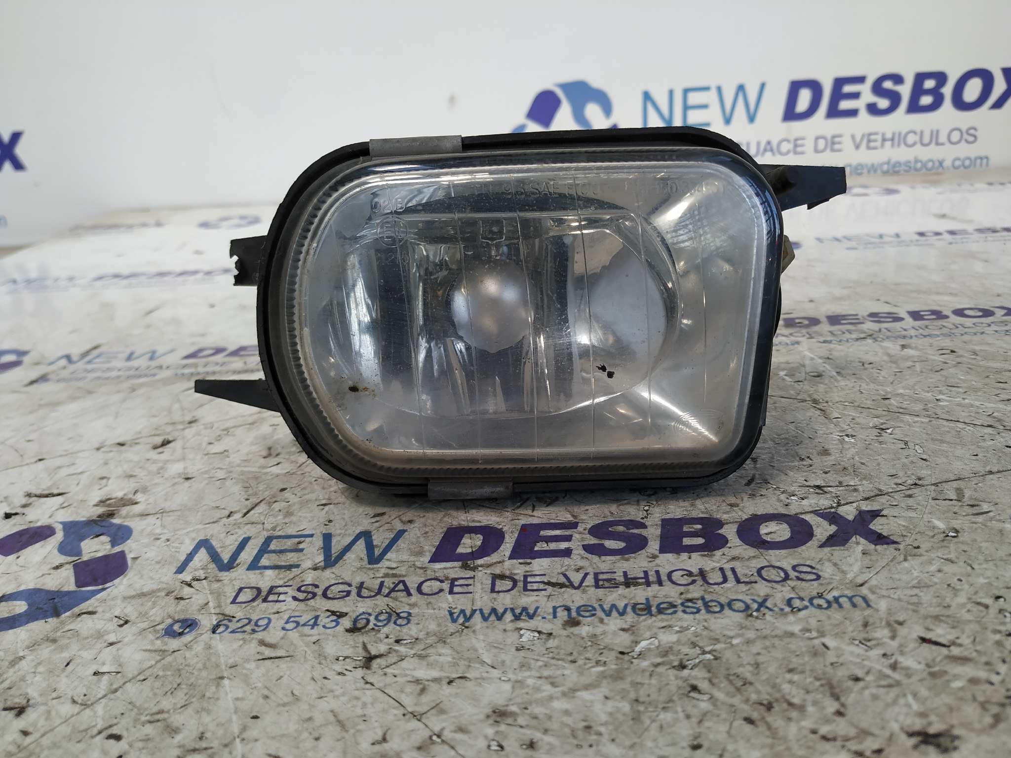FARO ANTINIEBLA DERECHO MERCEDES CLASE CLK (W209)