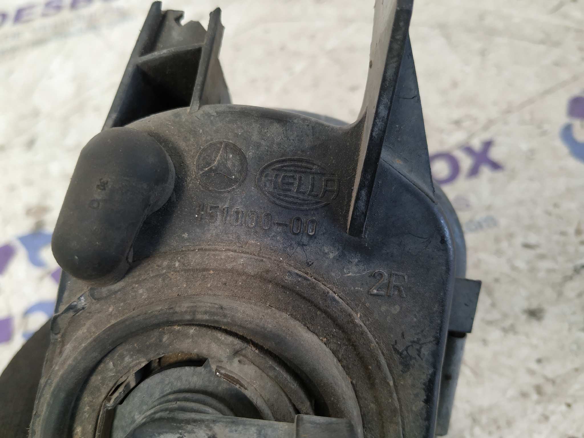 FARO ANTINIEBLA DERECHO MERCEDES CLASE CLK (W209) - vista 4