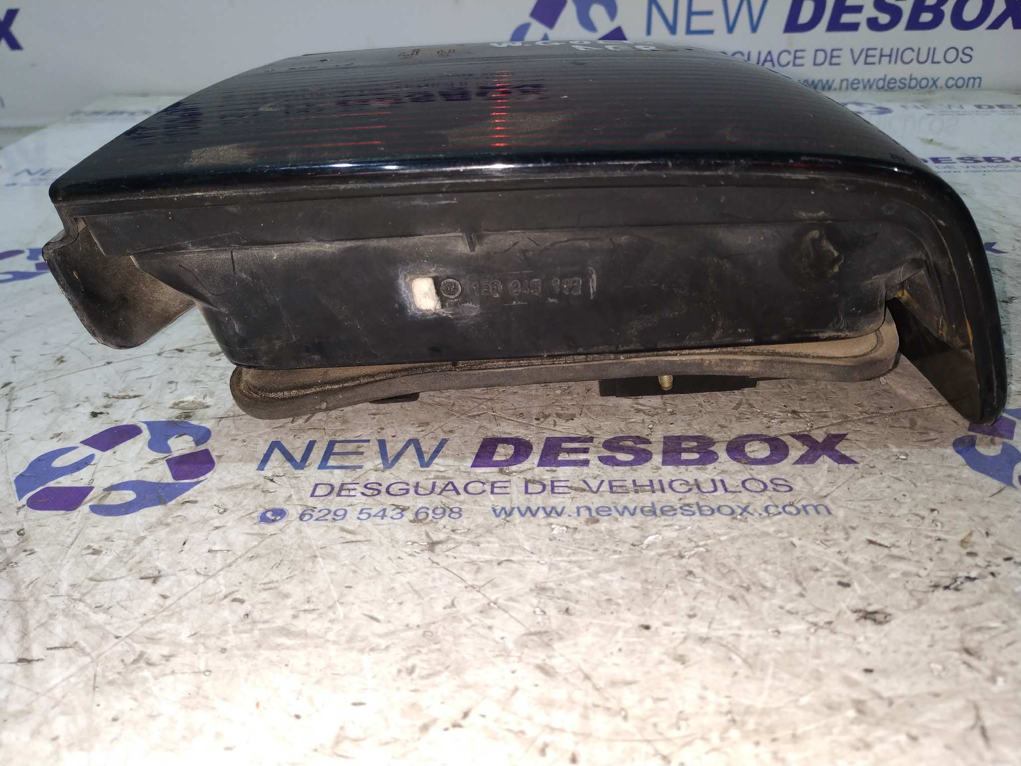 PILOTO TRASERO DERECHO VOLKSWAGEN GOLF III BERLINA (1H1) - vista 3