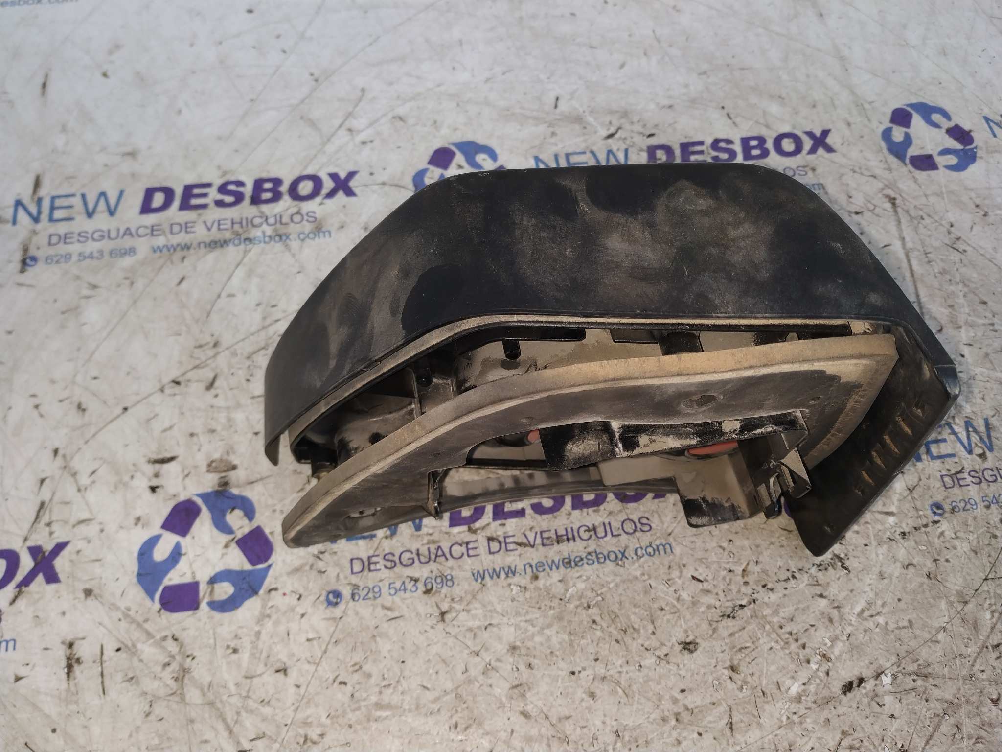 PILOTO TRASERO IZQUIERDO VOLKSWAGEN GOLF II (191/193) - vista 4