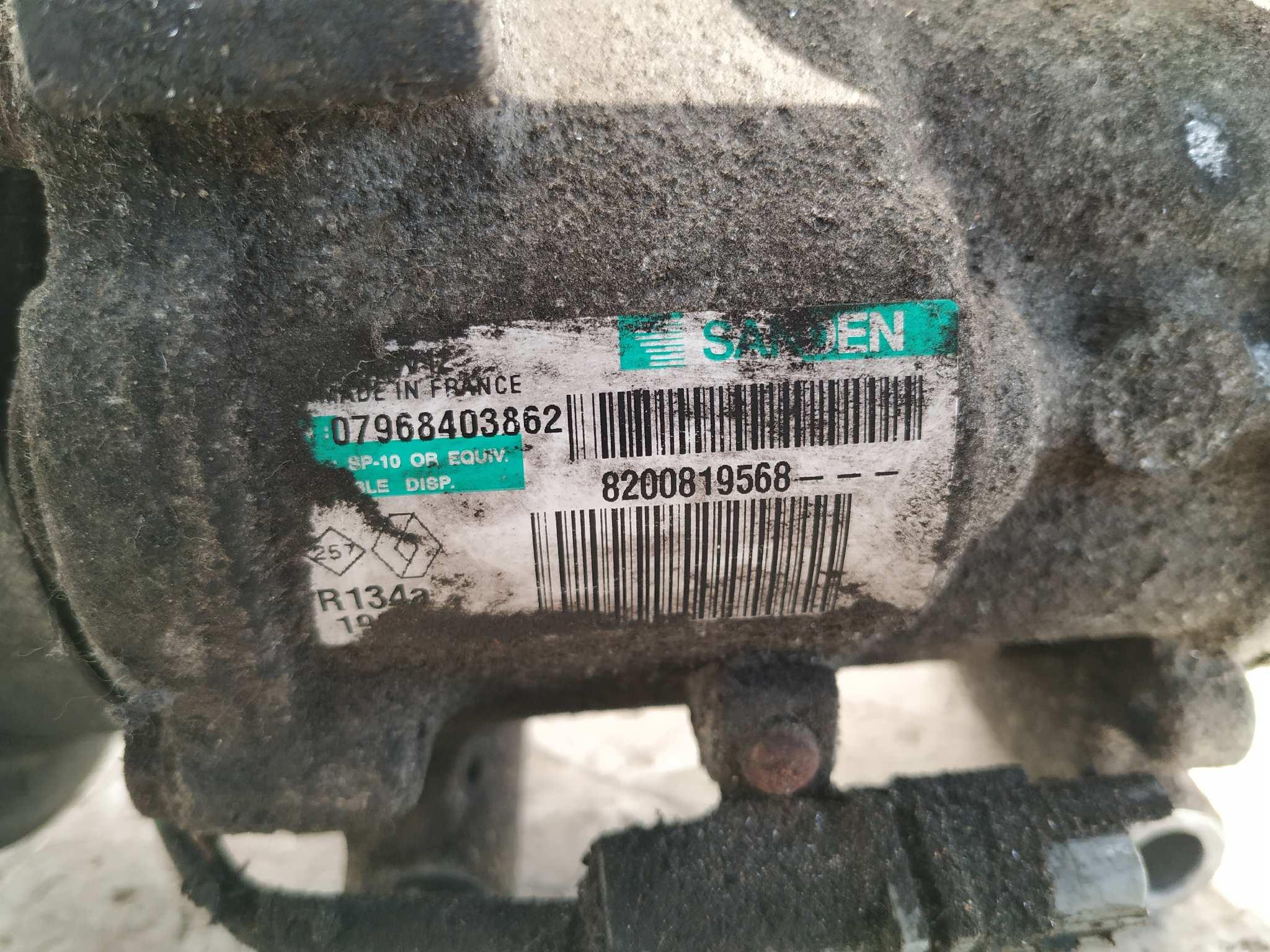 COMPRESOR AIRE ACONDICIONADO RENAULT CLIO III - vista 5