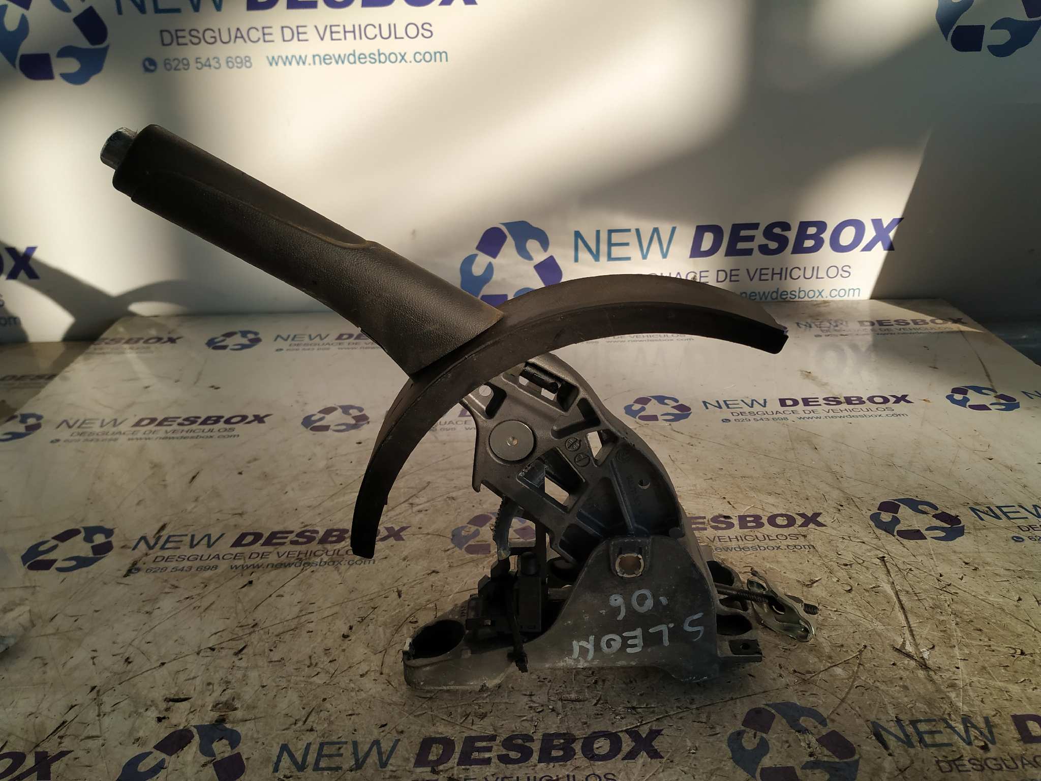 PALANCA FRENO SEAT LEON (1P1)