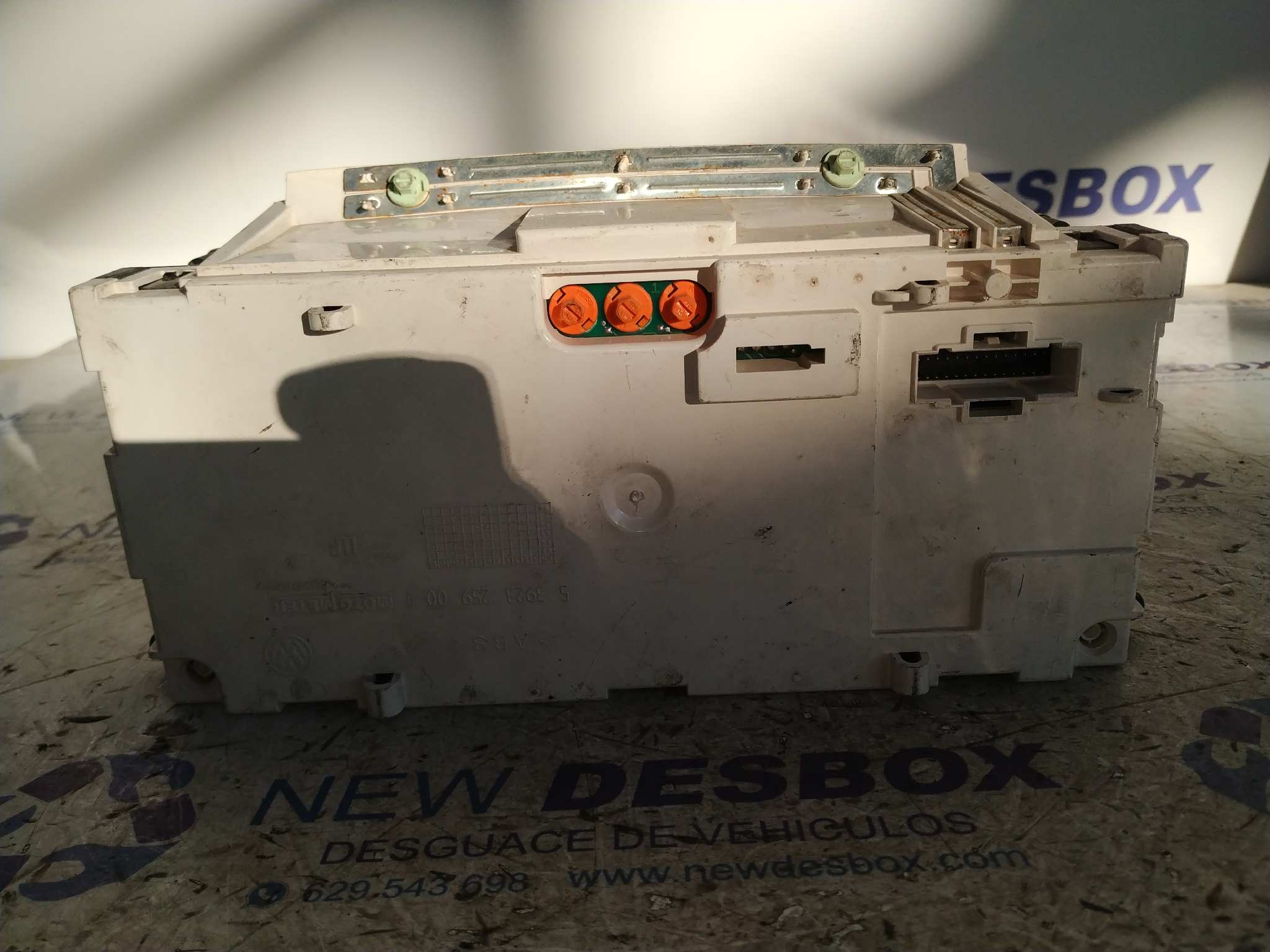 CUADRO INSTRUMENTOS VOLKSWAGEN POLO BERLINA (6N1) - vista 5