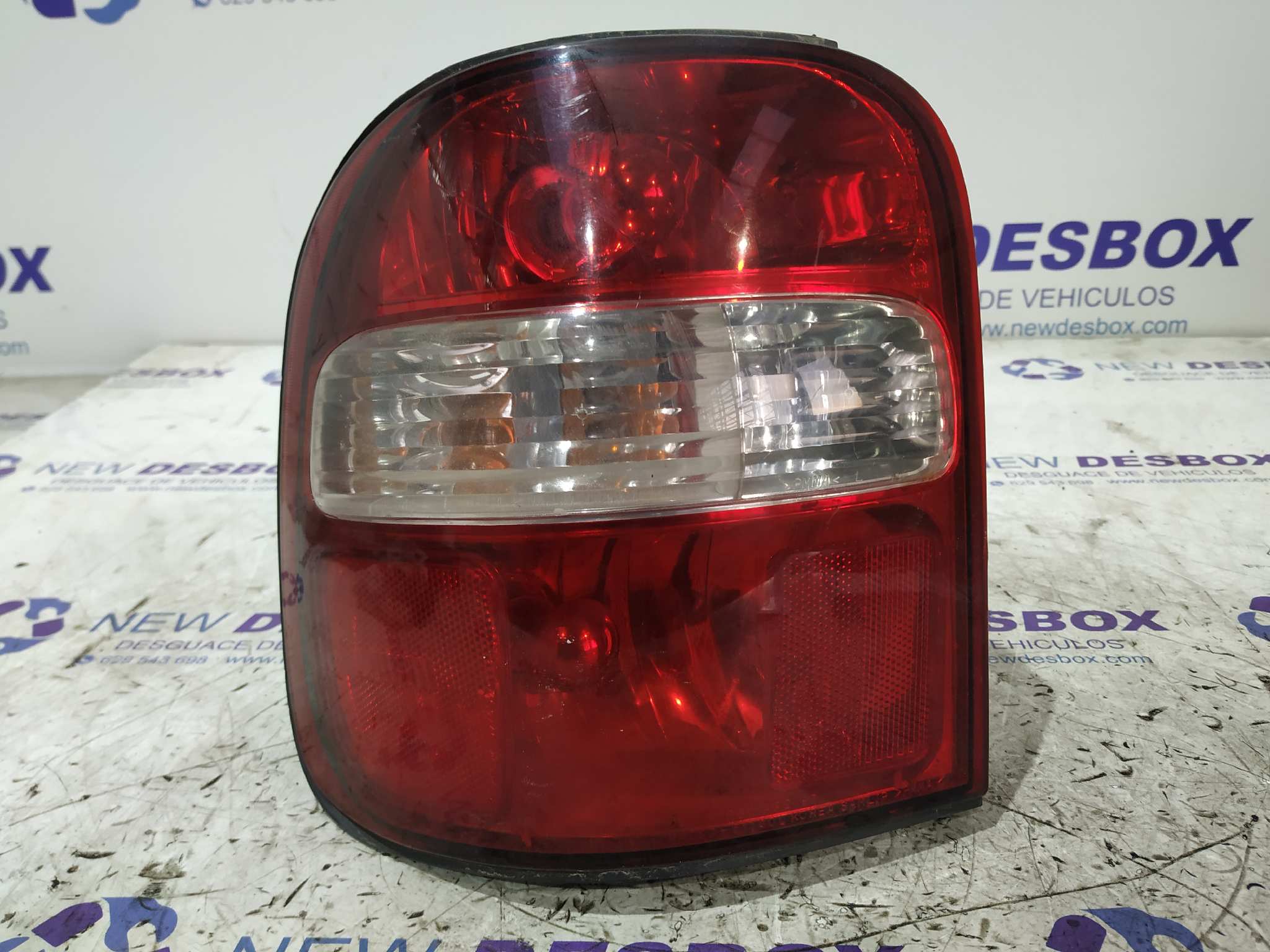 PILOTO TRASERO IZQUIERDO KIA SPORTAGE