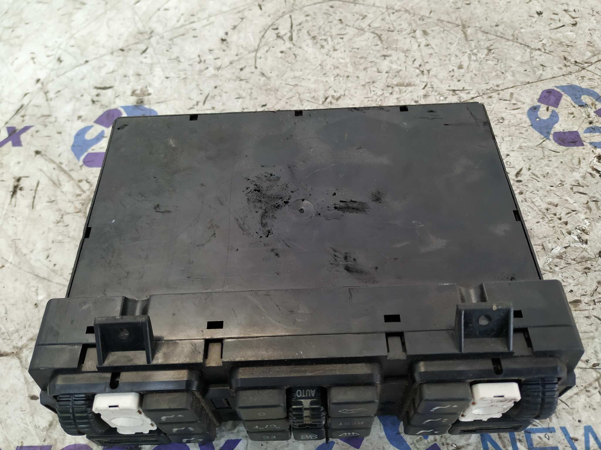 MANDO CLIMATIZADOR MERCEDES-BENZ CLASE S (W140) - vista 3