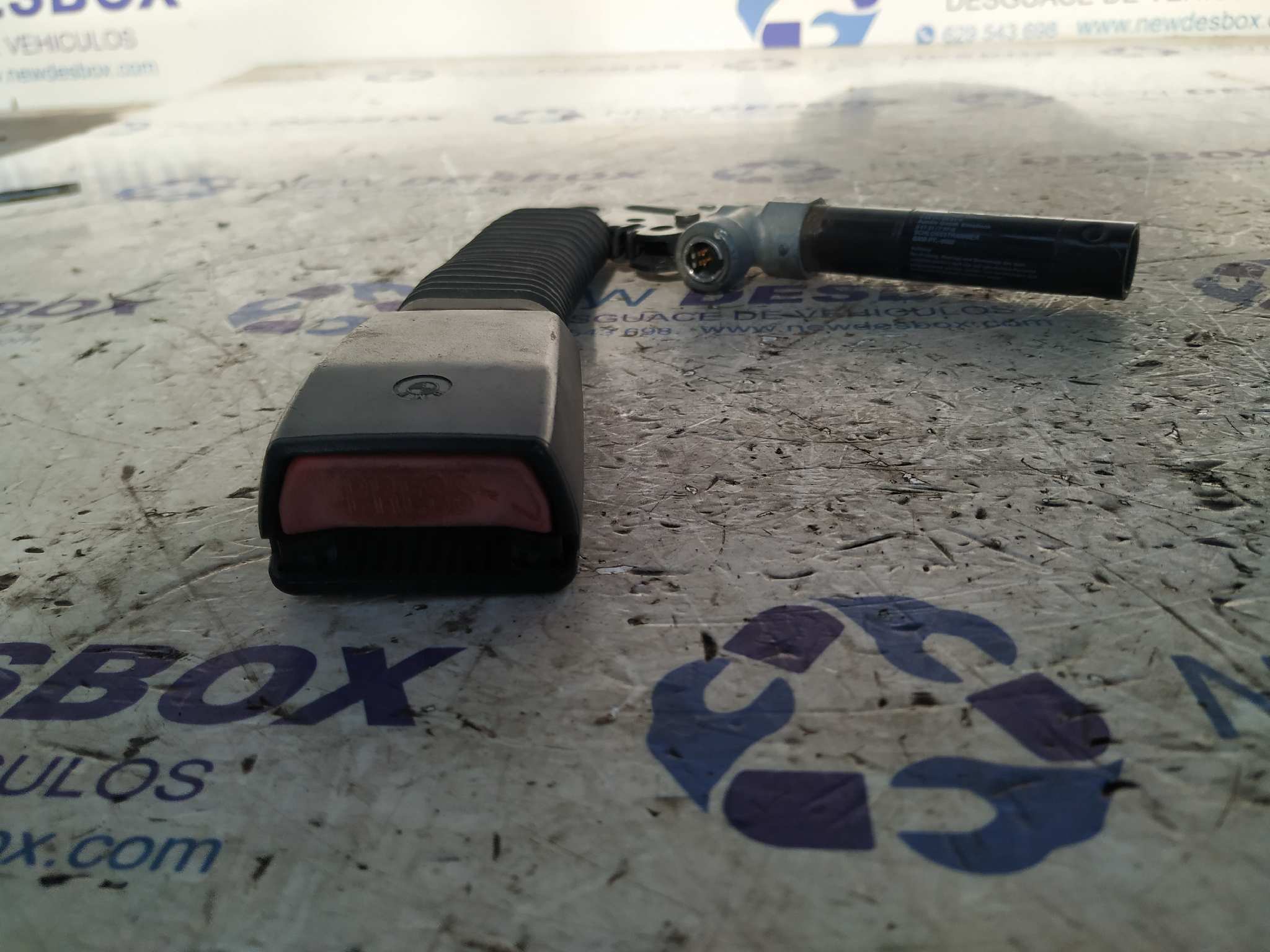 PRETENSOR AIRBAG DERECHO BMW SERIE 3 BERLINA (E46) - vista 2