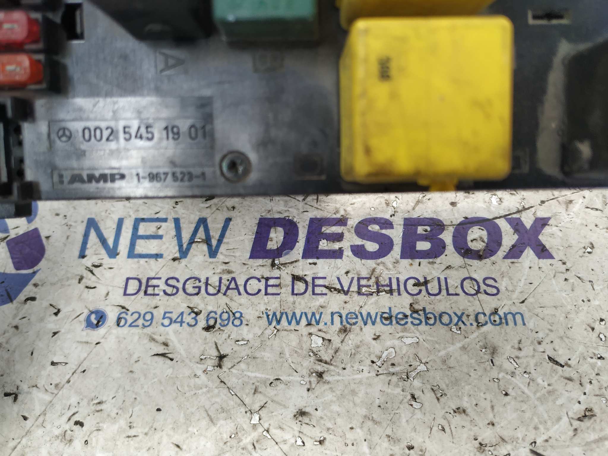 CAJA RELES / FUSIBLES MERCEDES CLASE CLK (W208) - vista 2