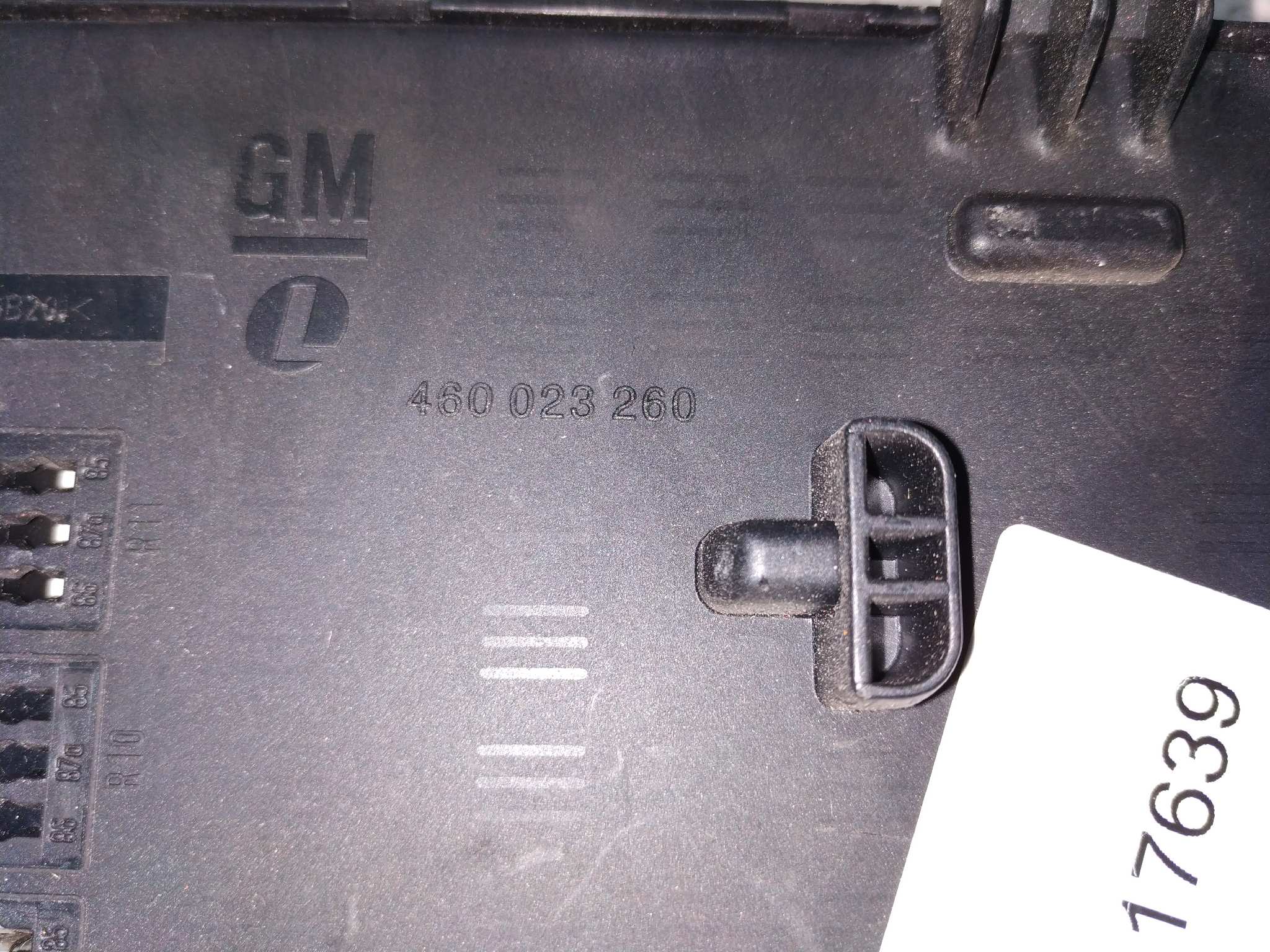 CAJA RELES / FUSIBLES OPEL VECTRA C BERLINA - vista 2