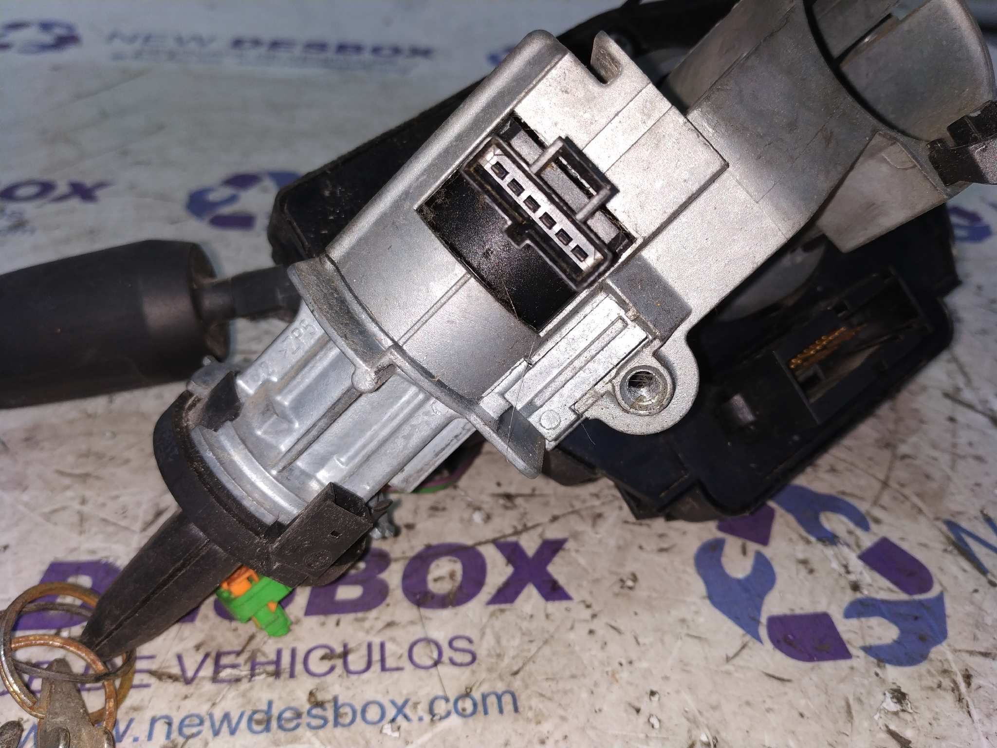 MANDO MULTIFUNCION OPEL CORSA D - vista 9