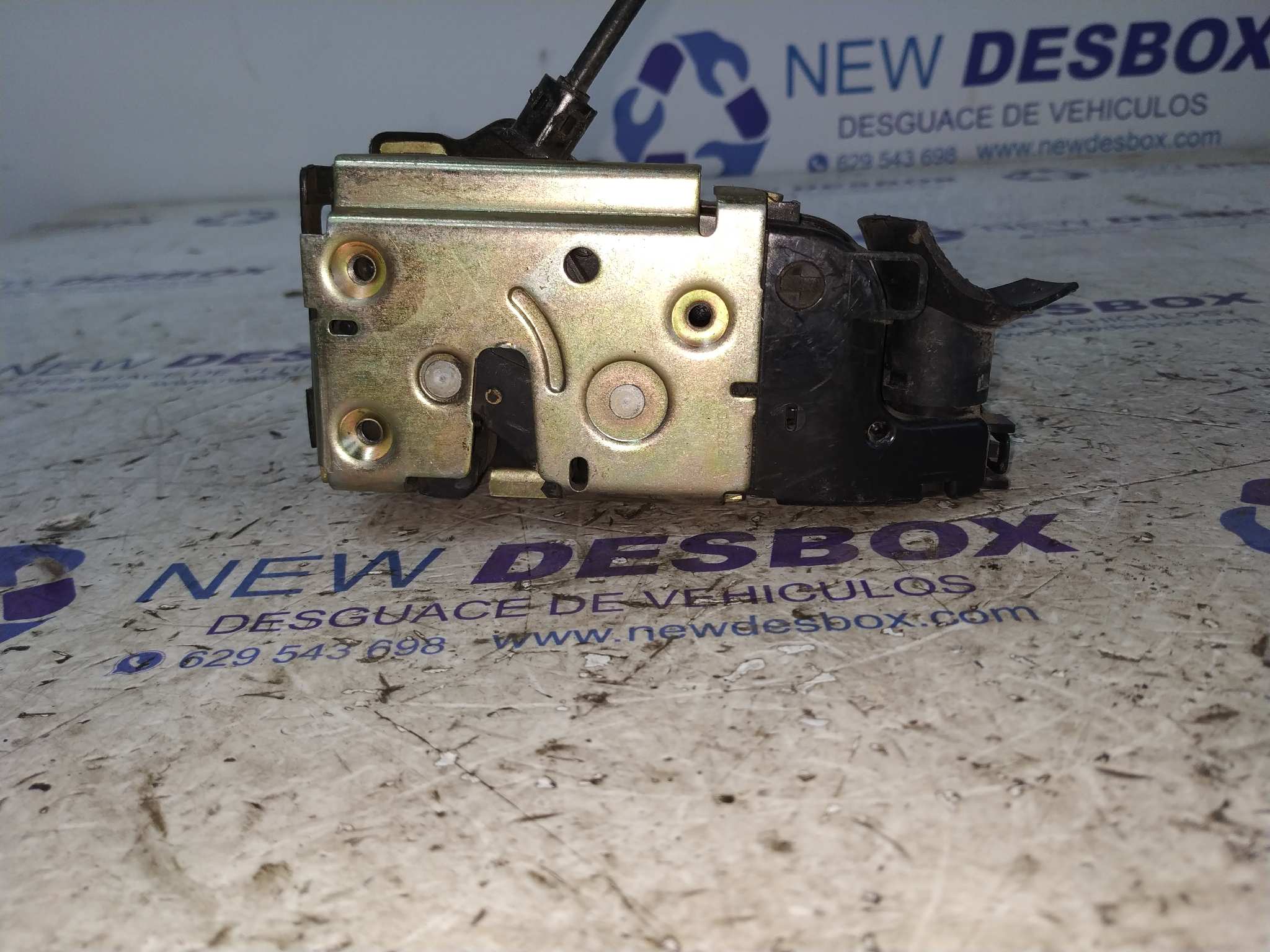 CERRADURA PUERTA DELANTERA DERECHA RENAULT MEGANE II BERLINA 3P - vista 3