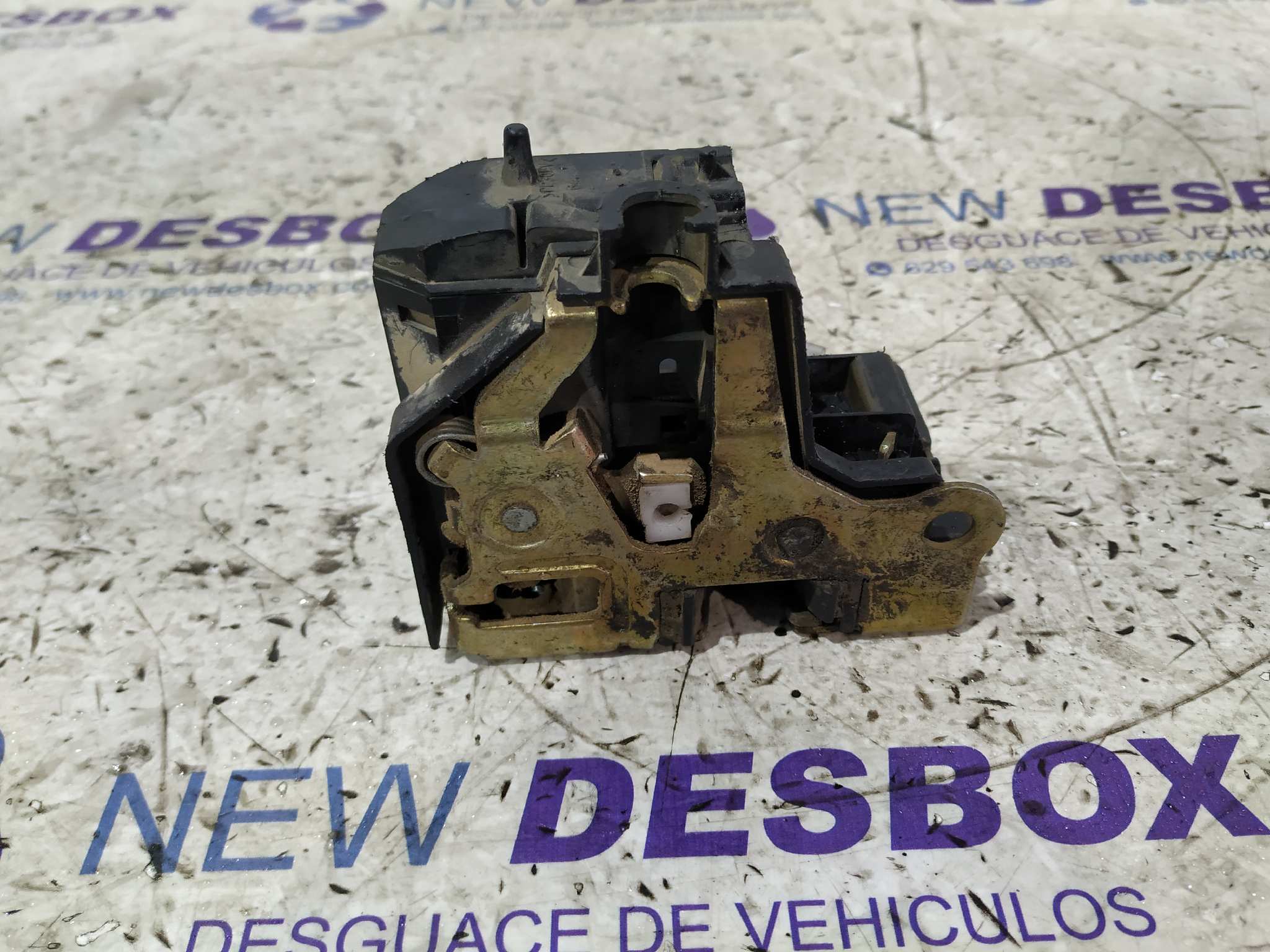 CERRADURA PUERTA DELANTERA IZQUIERDA RENAULT MEGANE I BERLINA HATCHBACK (BA0) - vista 3