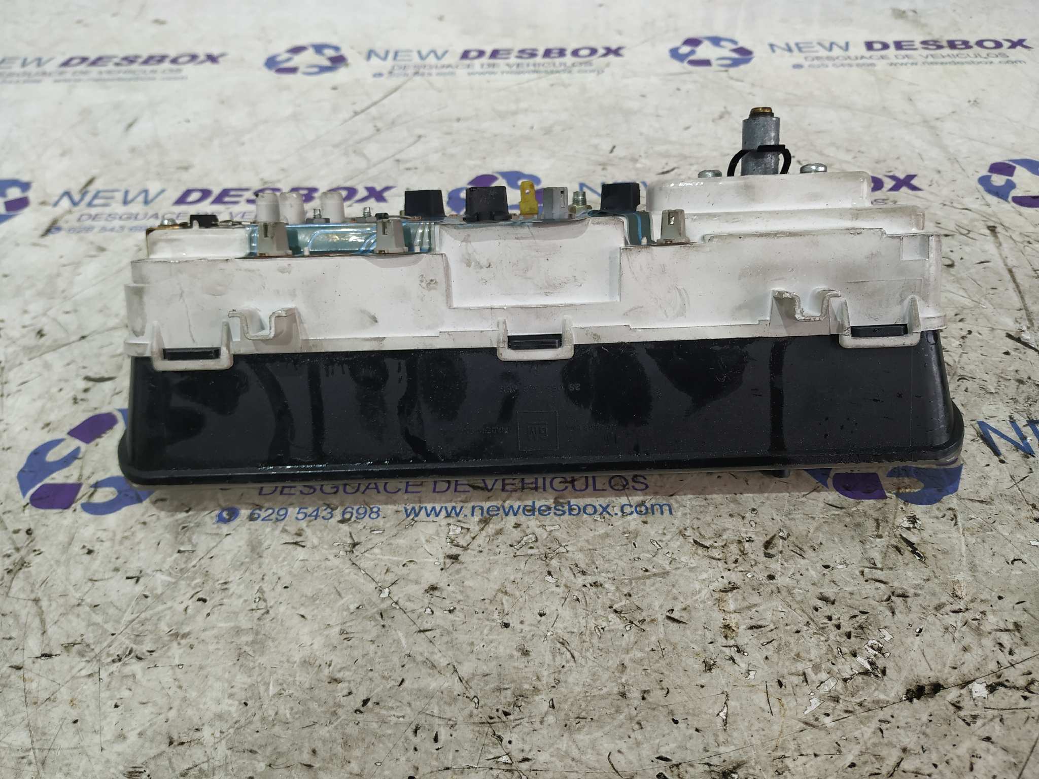 CUADRO INSTRUMENTOS OPEL KADETT E 1.4 CAT (2H6) - vista 4