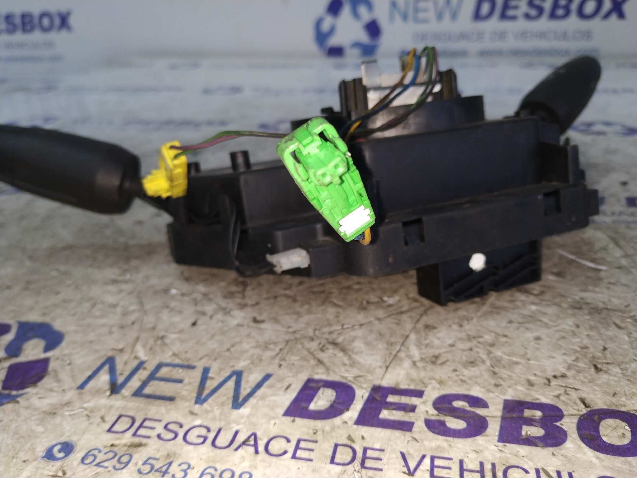 MANDO MULTIFUNCION OPEL CORSA D - vista 3