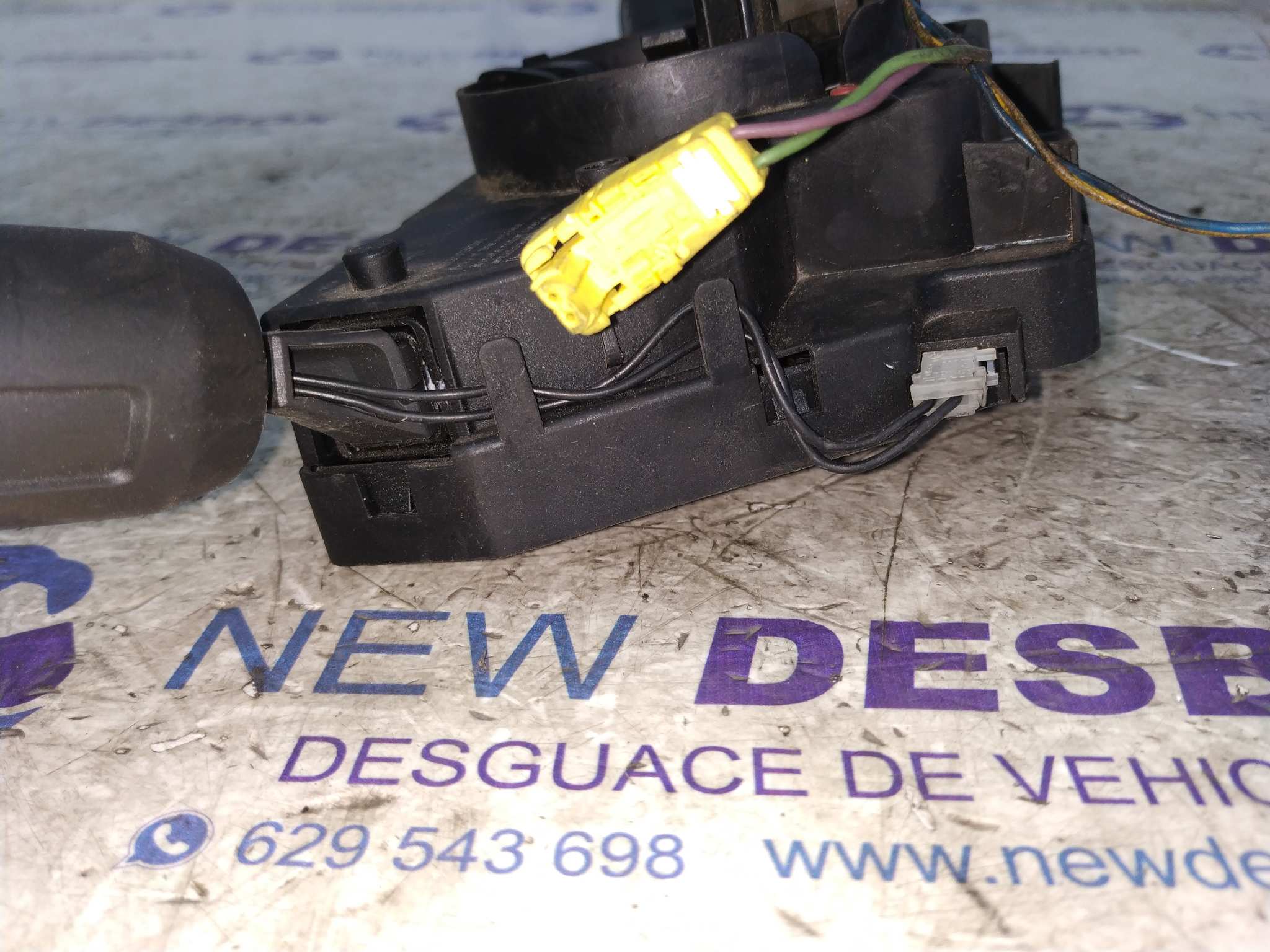 MANDO MULTIFUNCION OPEL CORSA D - vista 2