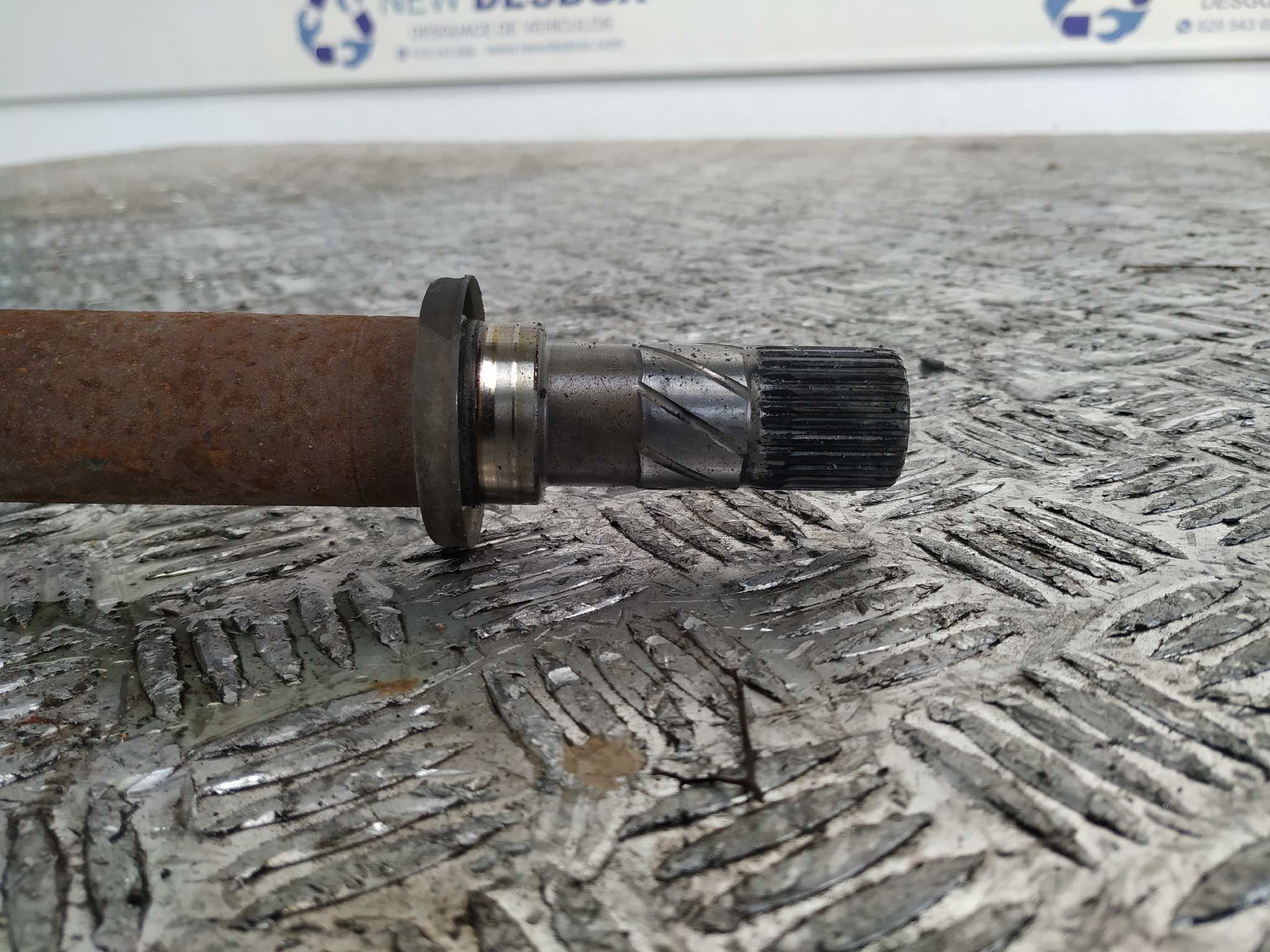 TRANSMISION DELANTERA DERECHA RENAULT CLIO III - vista 3