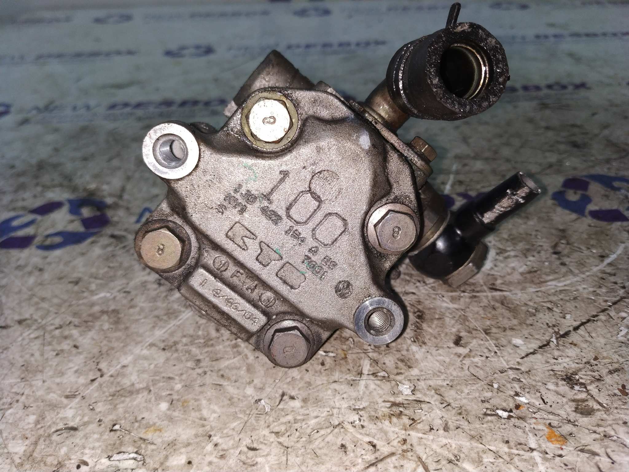 BOMBA DIRECCION SEAT LEON (1M1) - vista 2