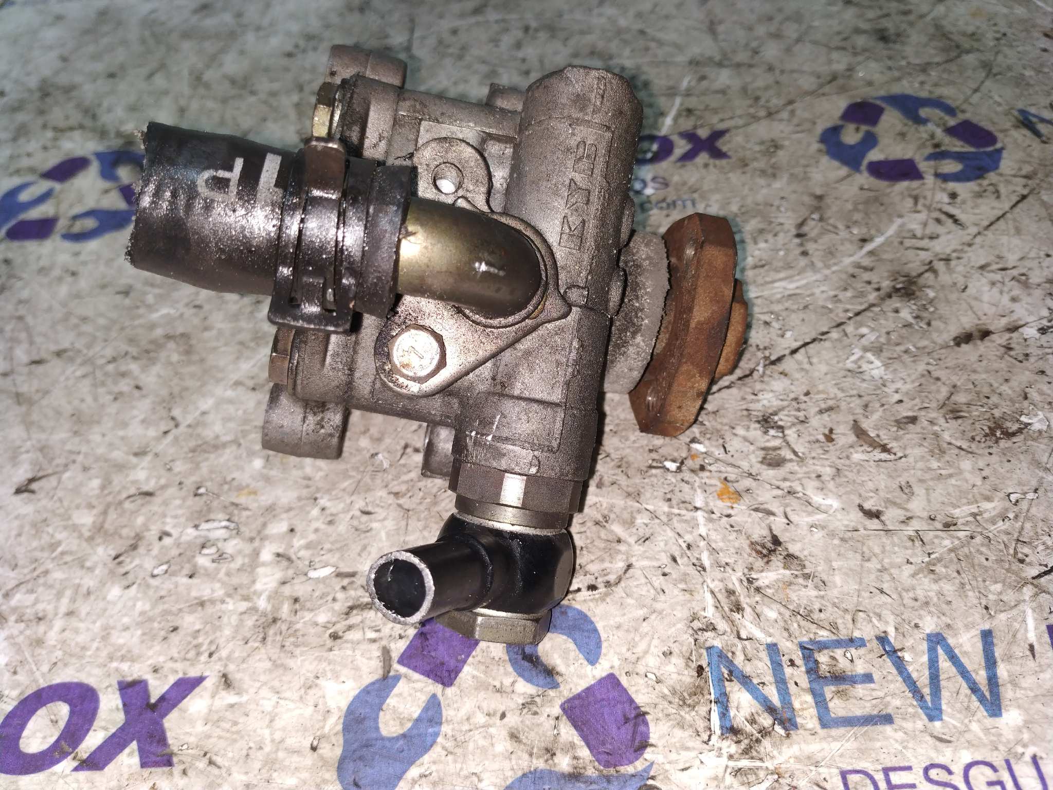 BOMBA DIRECCION SEAT LEON (1M1) - vista 3