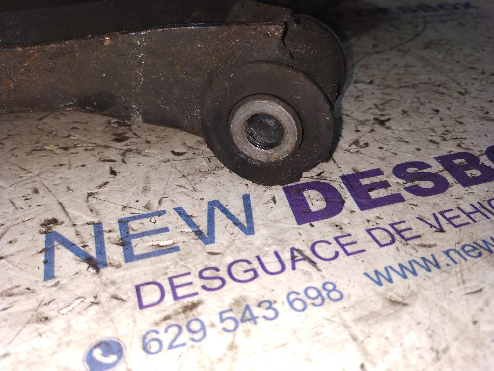 BRAZO IZQUIERDO INFERIOR DELANTERO RENAULT CLIO III - vista 2