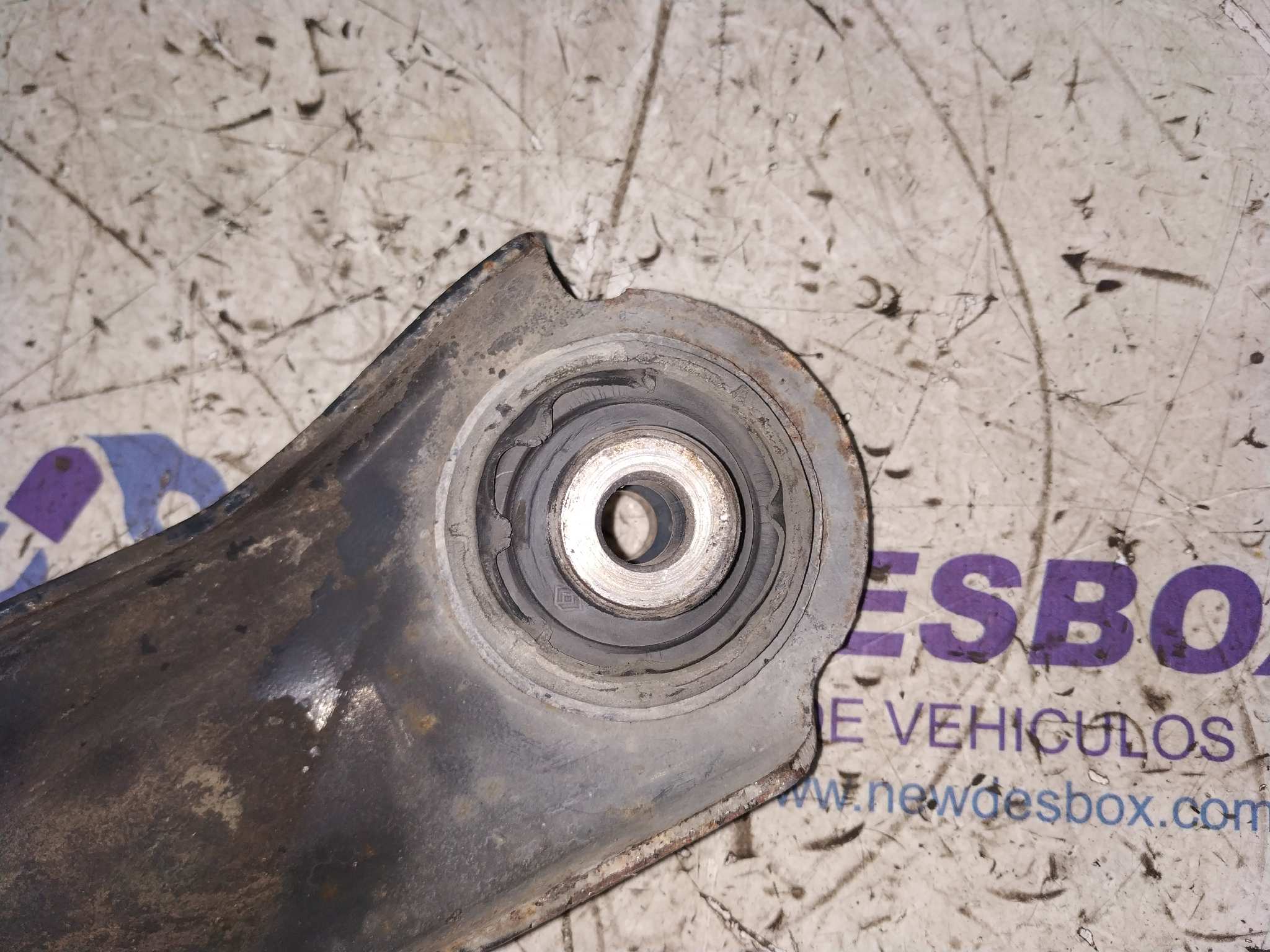 BRAZO IZQUIERDO INFERIOR DELANTERO RENAULT CLIO III - vista 7