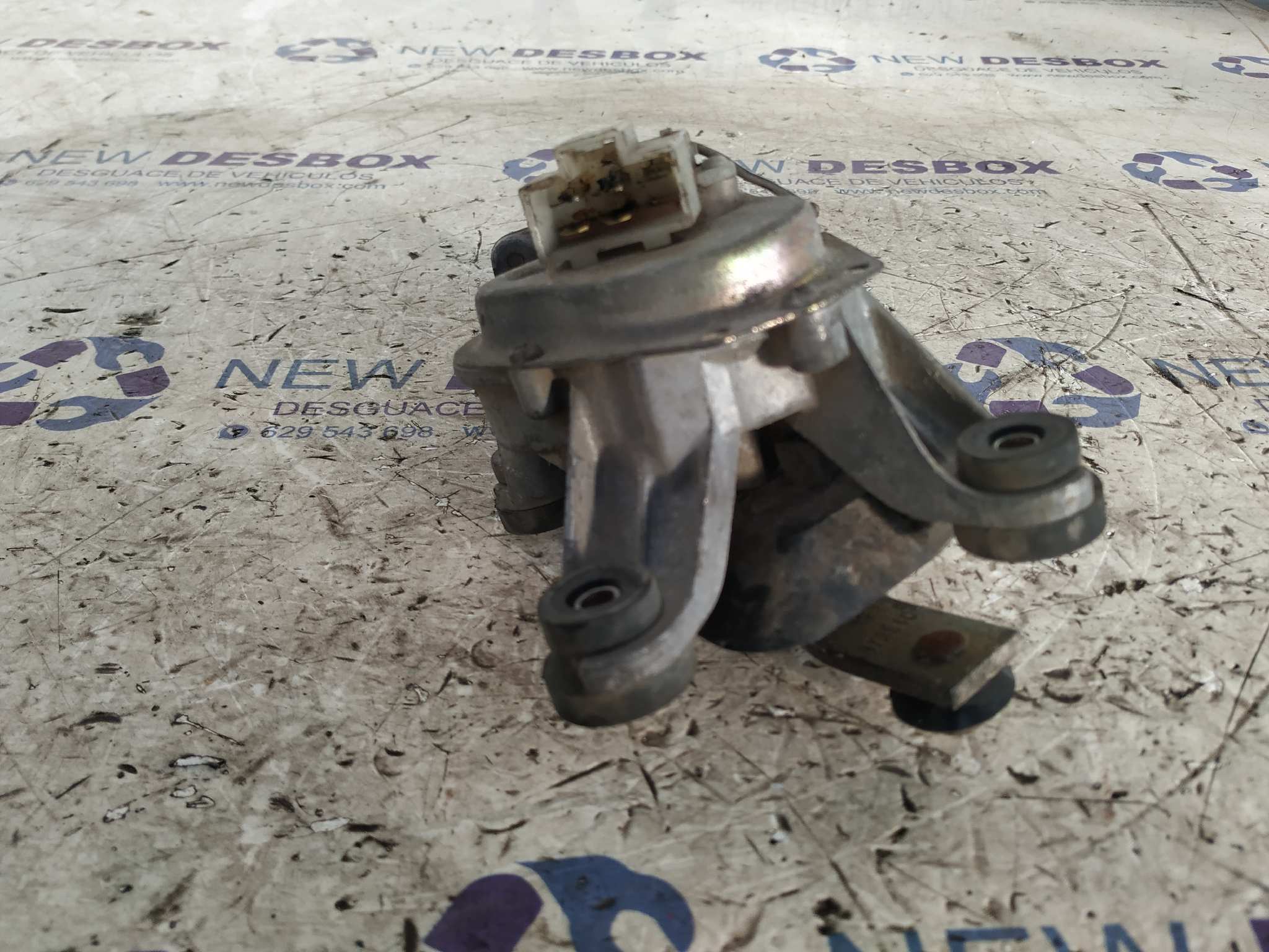 MOTOR LIMPIA DELANTERO OPEL MONTEREY 3.0 - vista 4