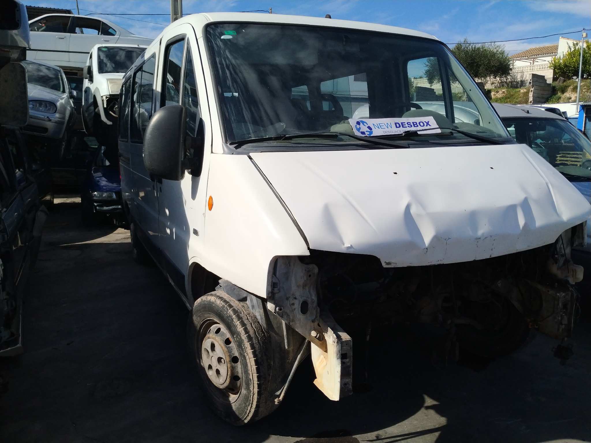 REJILLA DELANTERA PEUGEOT BOXER CAJA CERRADA (RS2850)(290/330)('02->) - vista 8