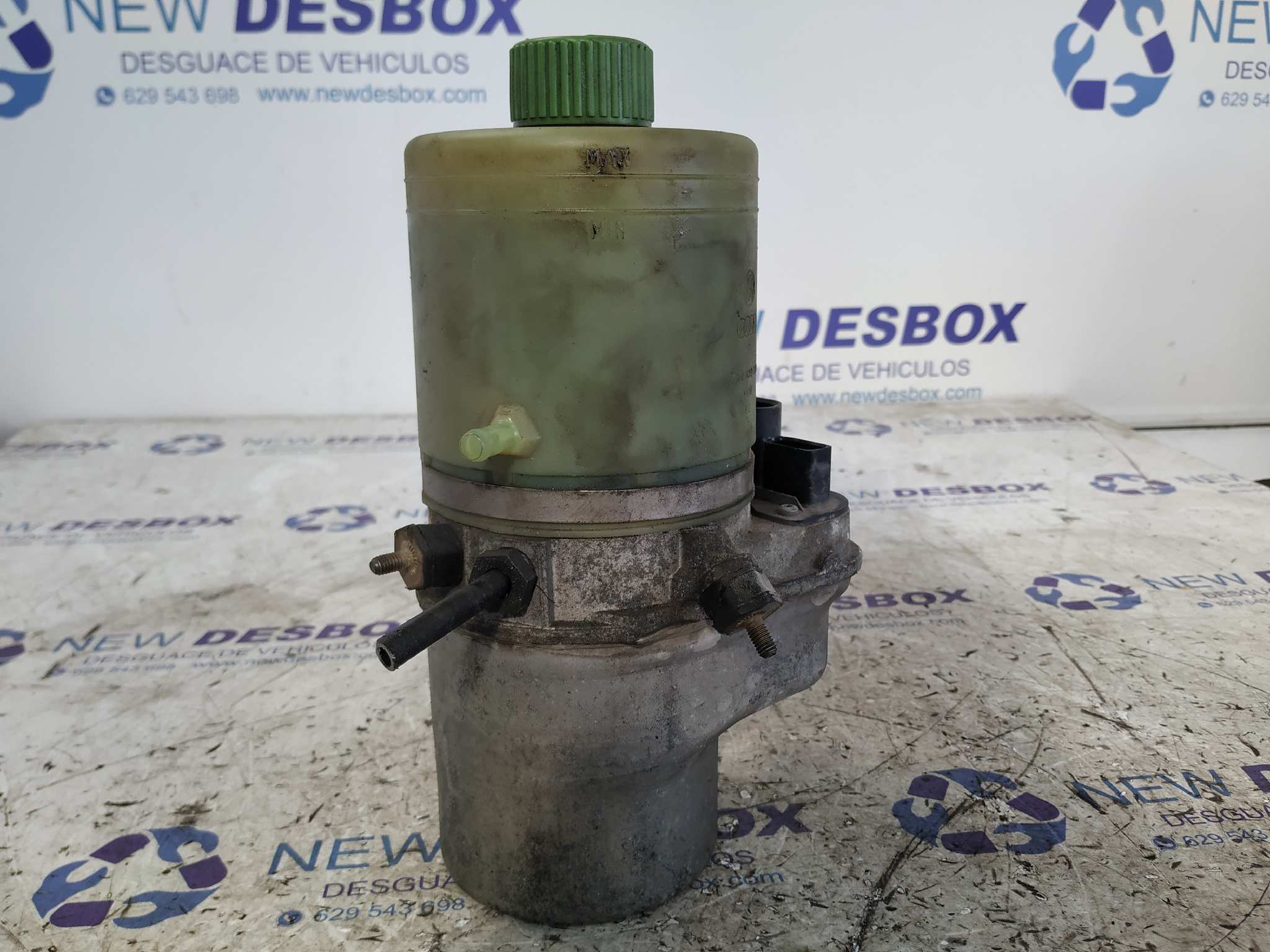 BOMBA DIRECCION VOLKSWAGEN POLO (9N1) - vista 3