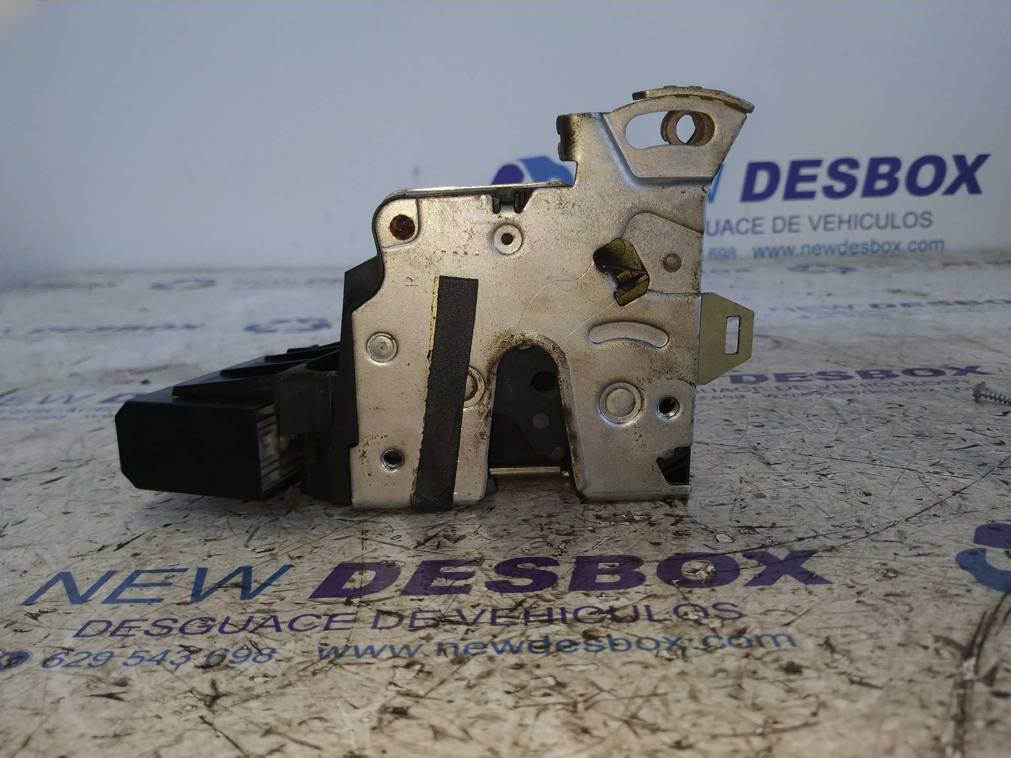 CERRADURA PUERTA DELANTERA DERECHA BMW SERIE 5 BERLINA (E39) - vista 3