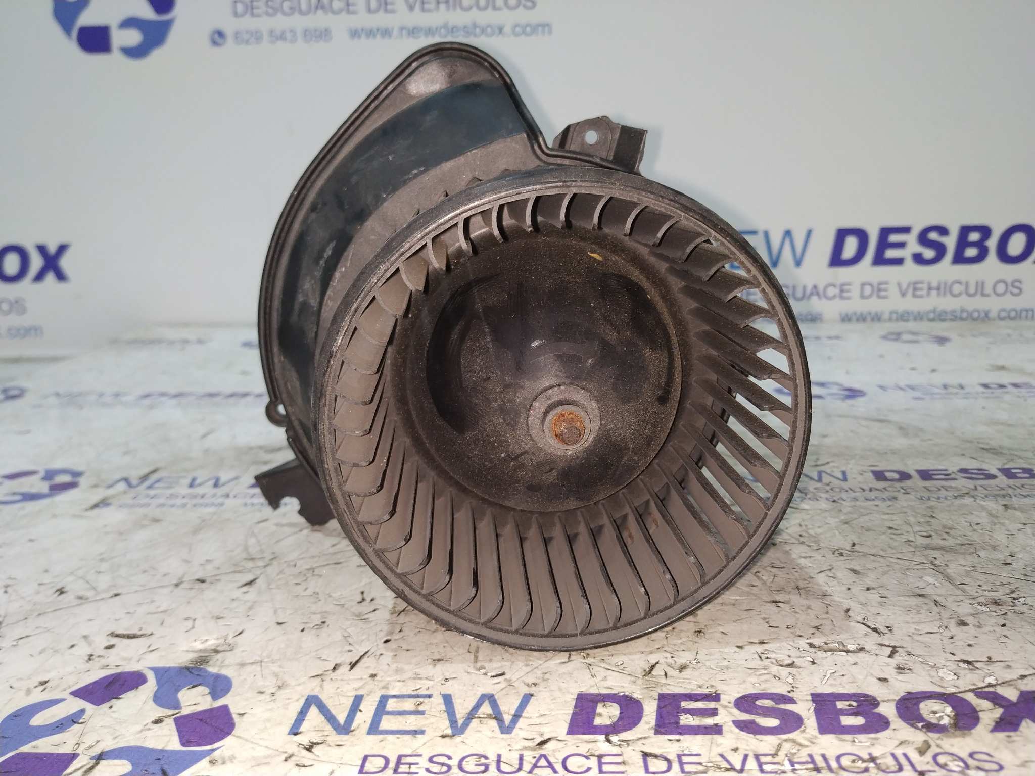 MOTOR CALEFACCION OPEL CORSA D - vista 2