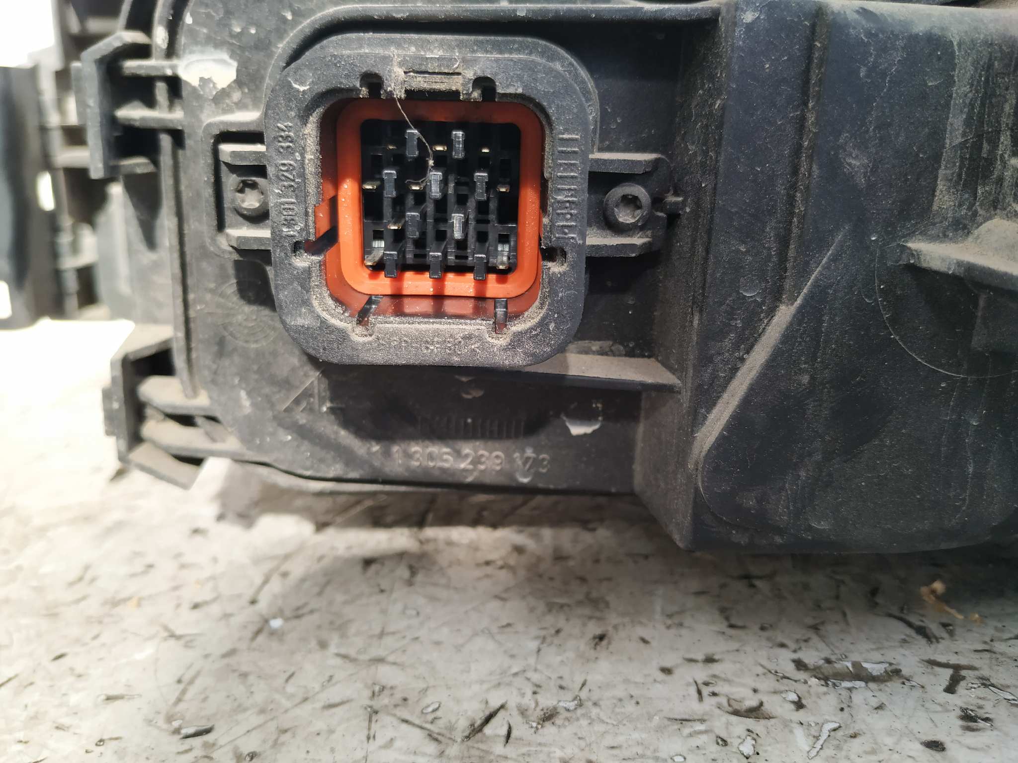 FARO DERECHO FORD MONDEO BERLINA (GE) - vista 8