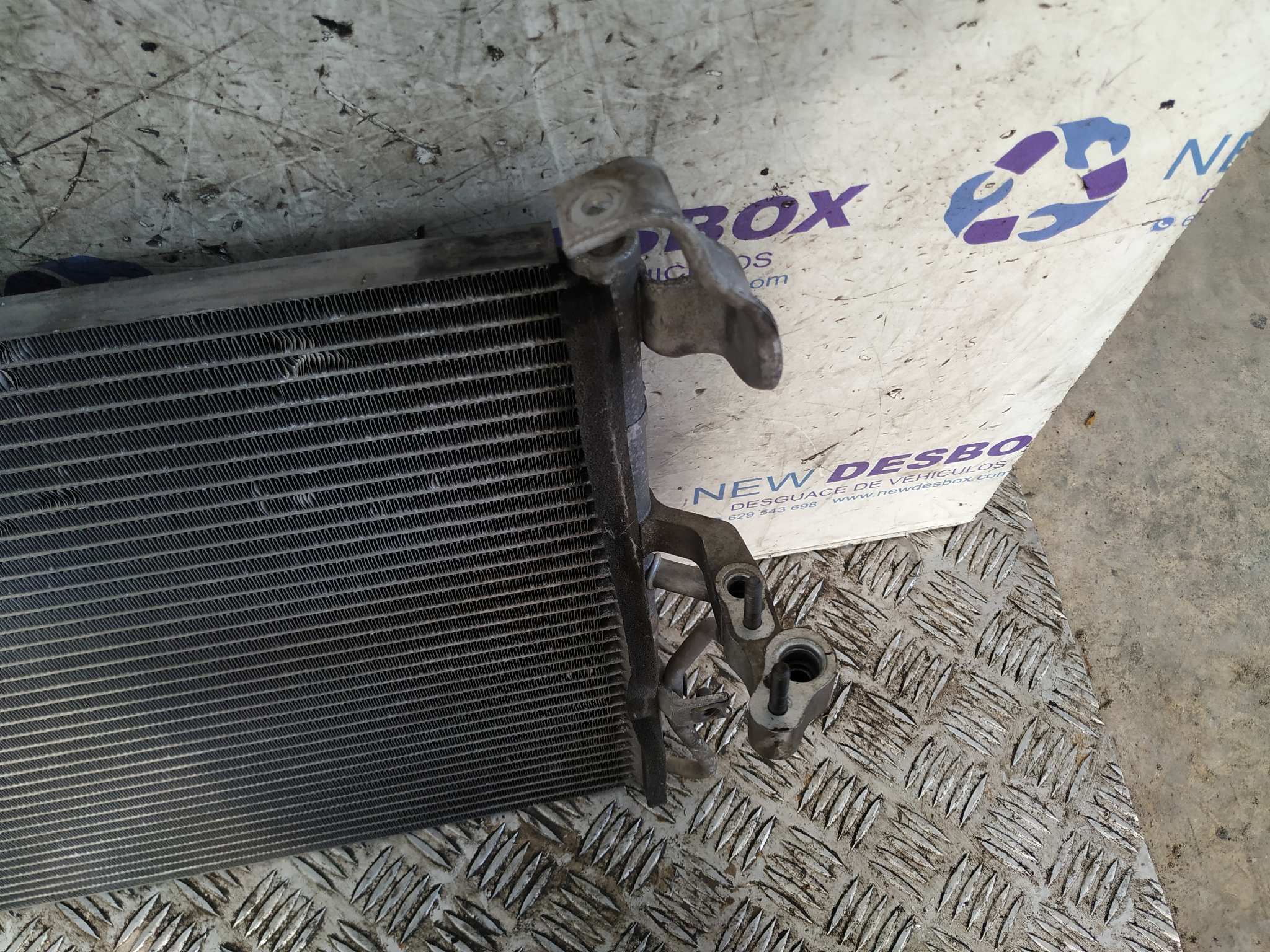 CONDENSADOR / RADIADOR  AIRE ACONDICIONADO HYUNDAI COUPE (GK) - vista 2