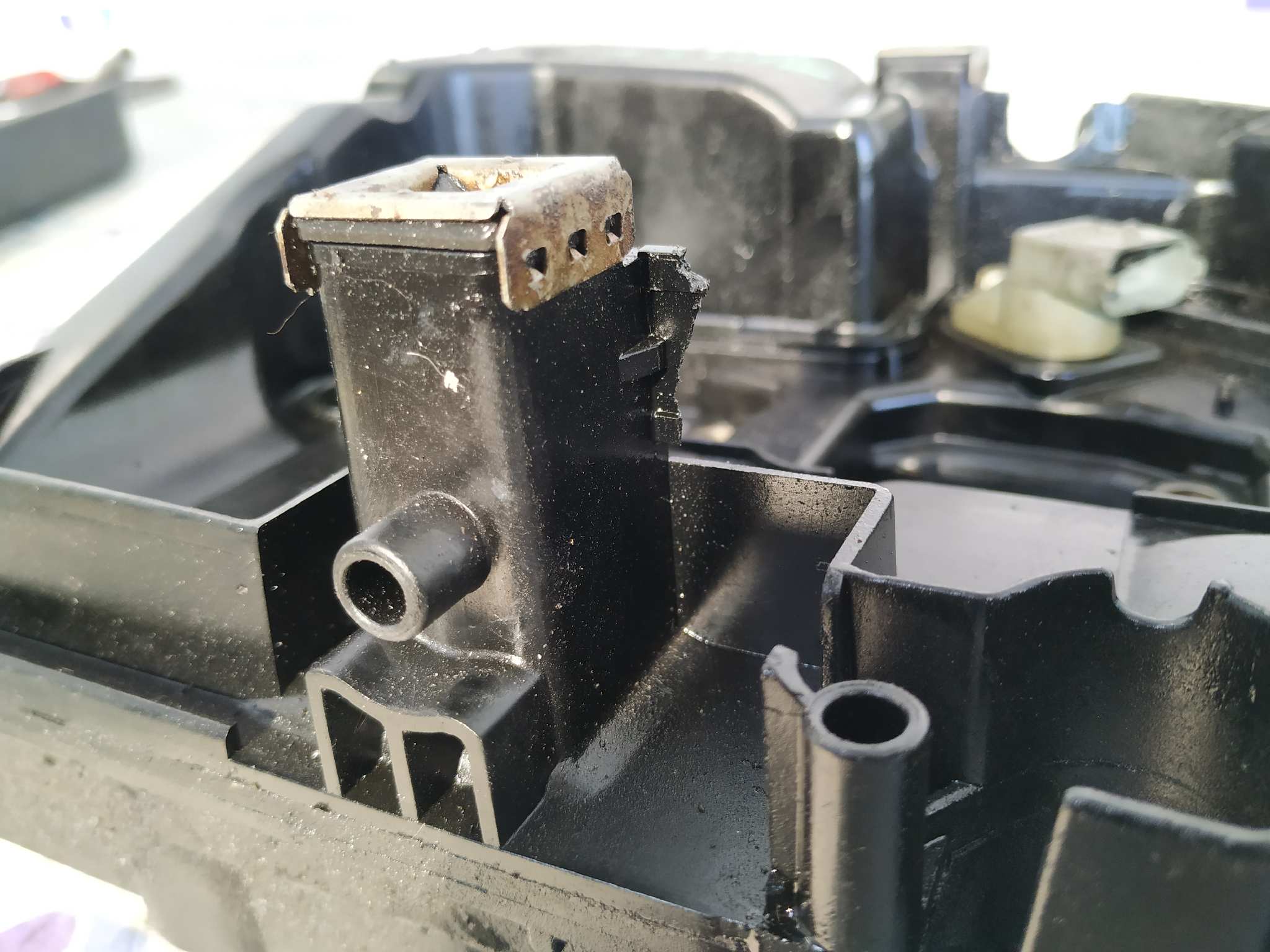 TAPA BALANCINES MERCEDES-BENZ CLASE C (W203) SPORTCOUPE - vista 8