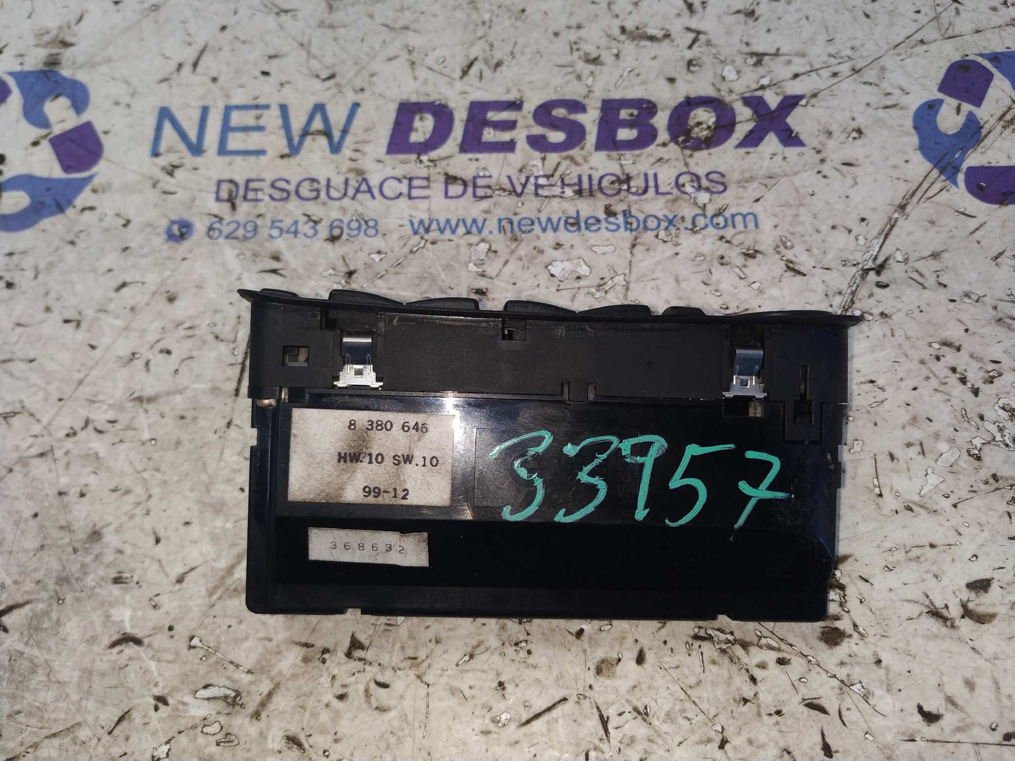 MANDO ELEVALUNAS DELANTERO IZQUIERDO BMW SERIE 5 BERLINA (E39) - vista 3