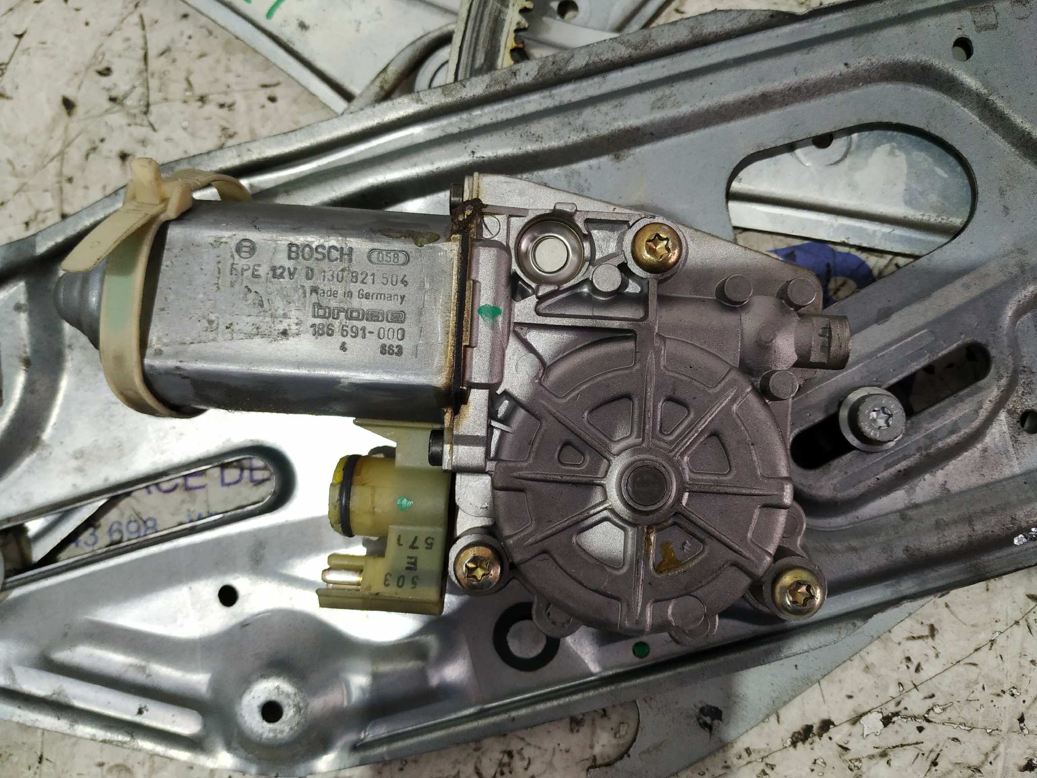 ELEVALUNAS DELANTERO IZQUIERDO MERCEDES-BENZ CLASE S (W140) BERLINA - vista 4